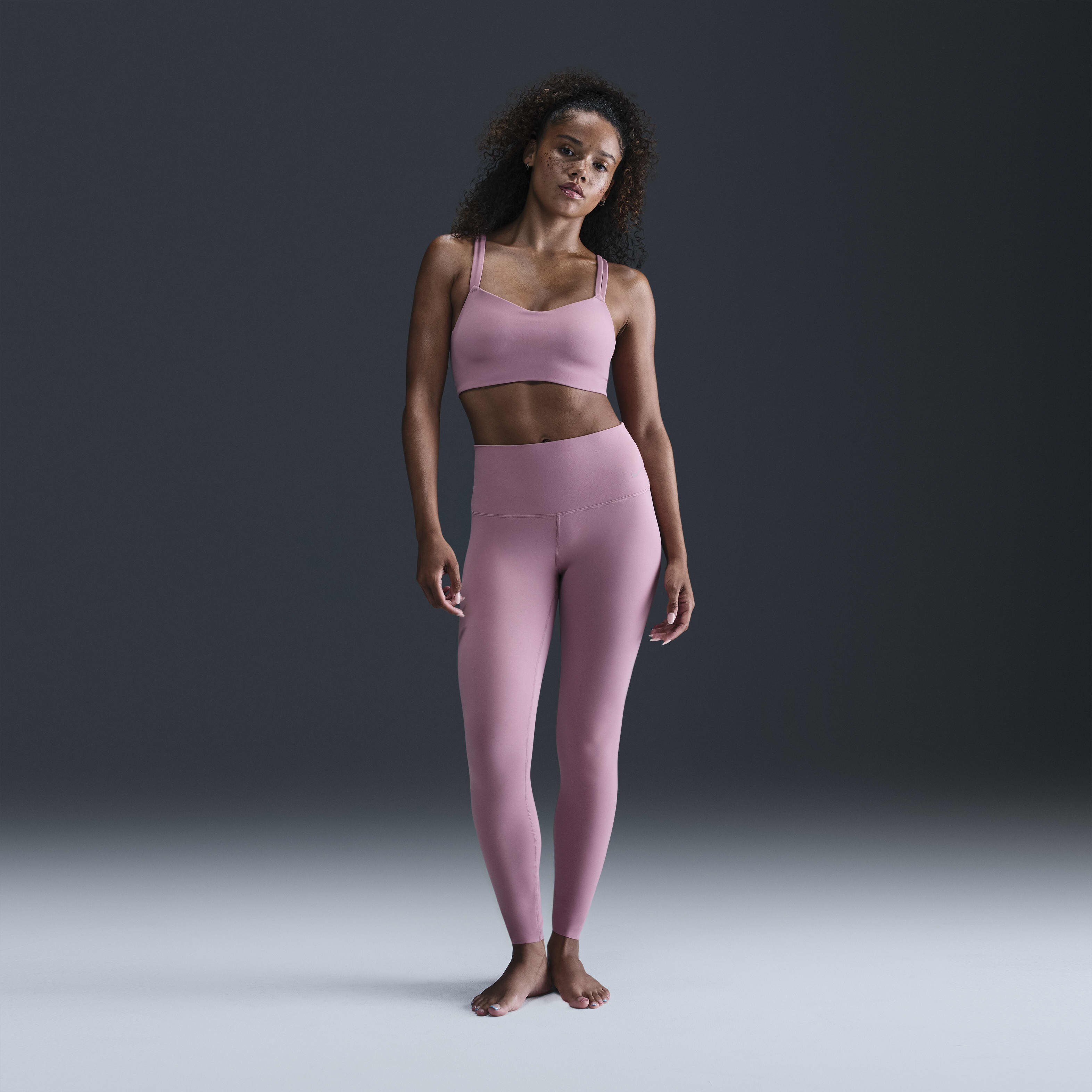 Nike Zenvy Strappy image number 3