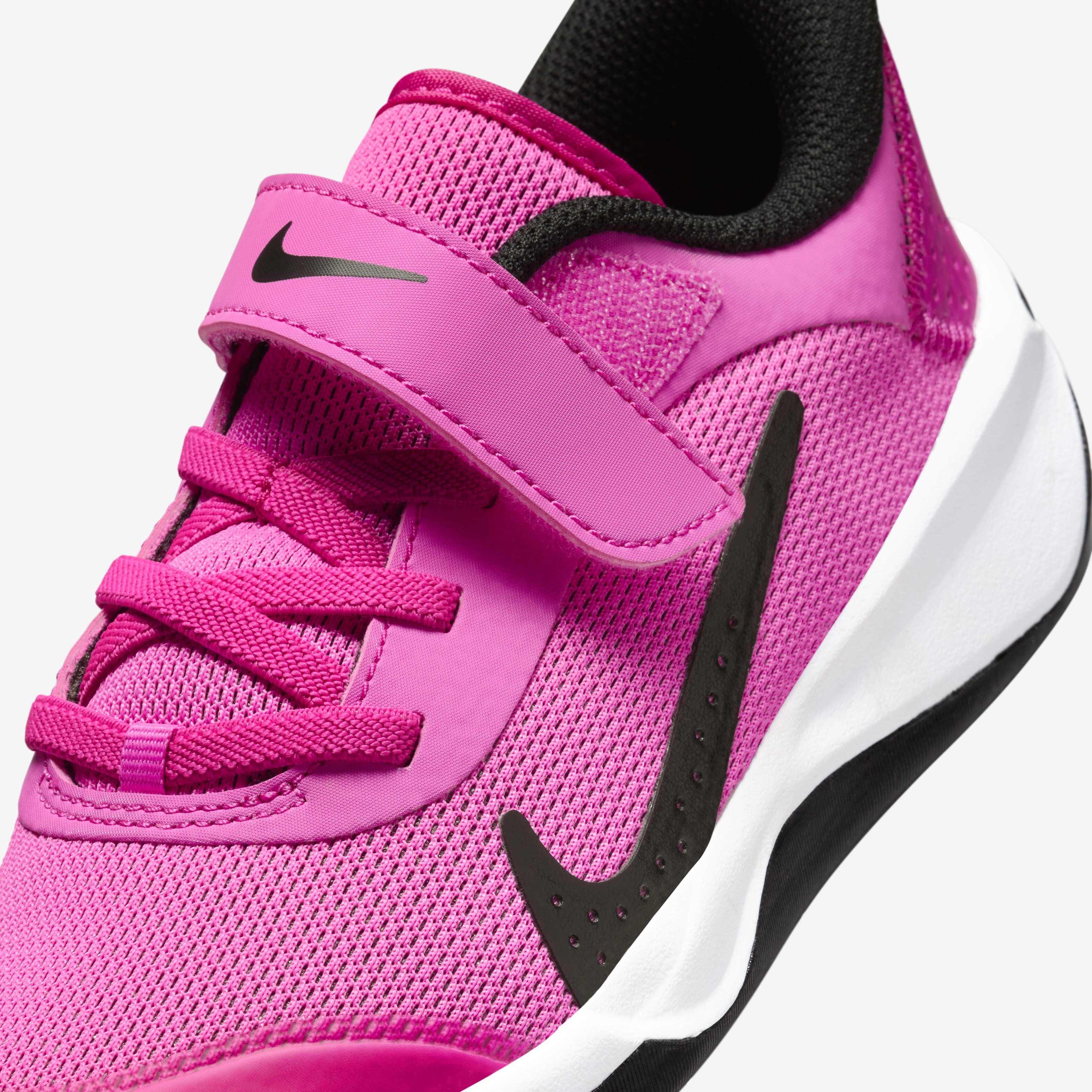 Buy Nike Omni Multi Court Younger Kids Shoes Nike Qatar Official