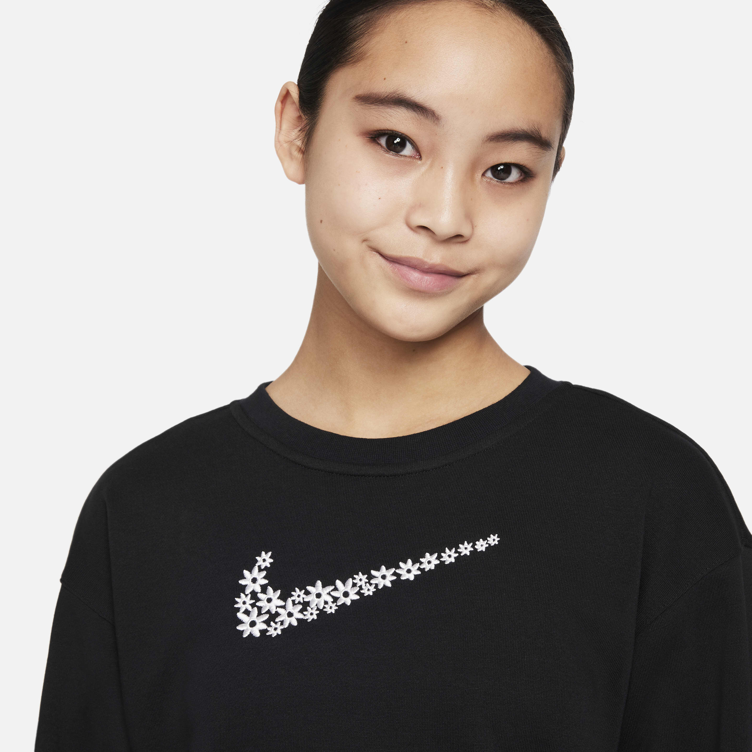 Nike Sportswear image number 2