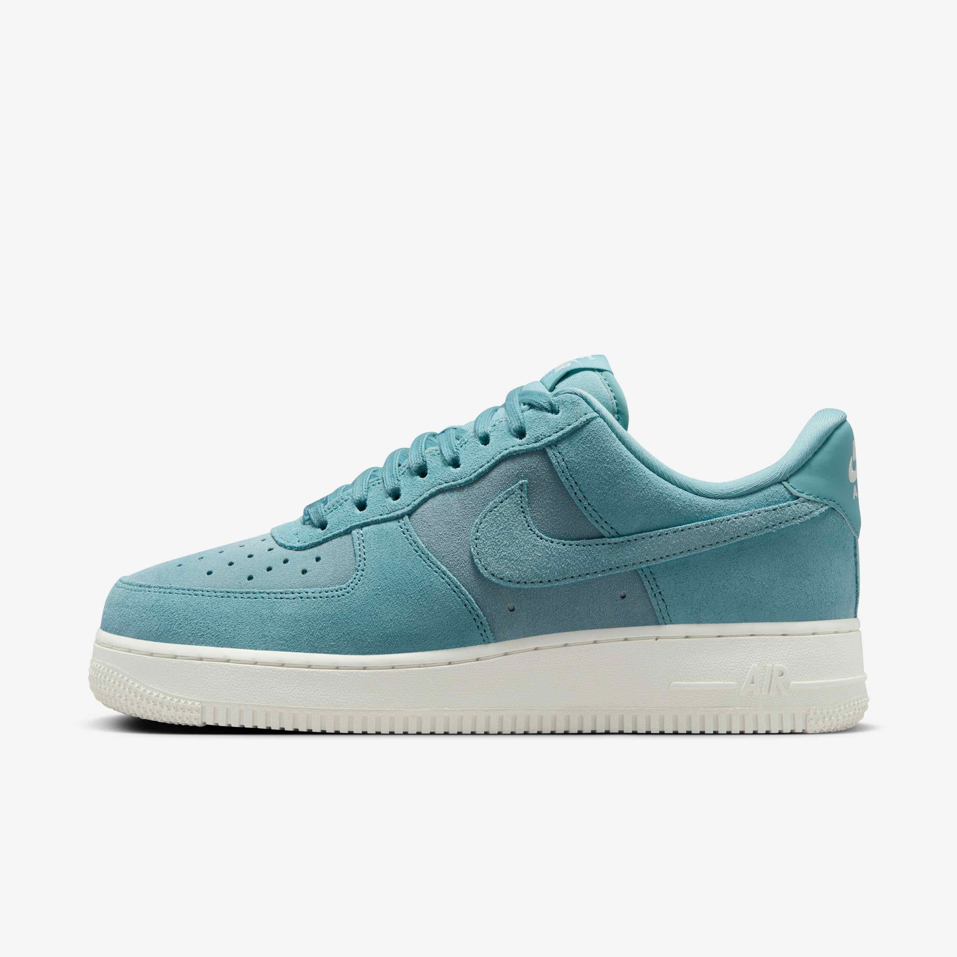 Nike Air Force 1 '07 image number 0