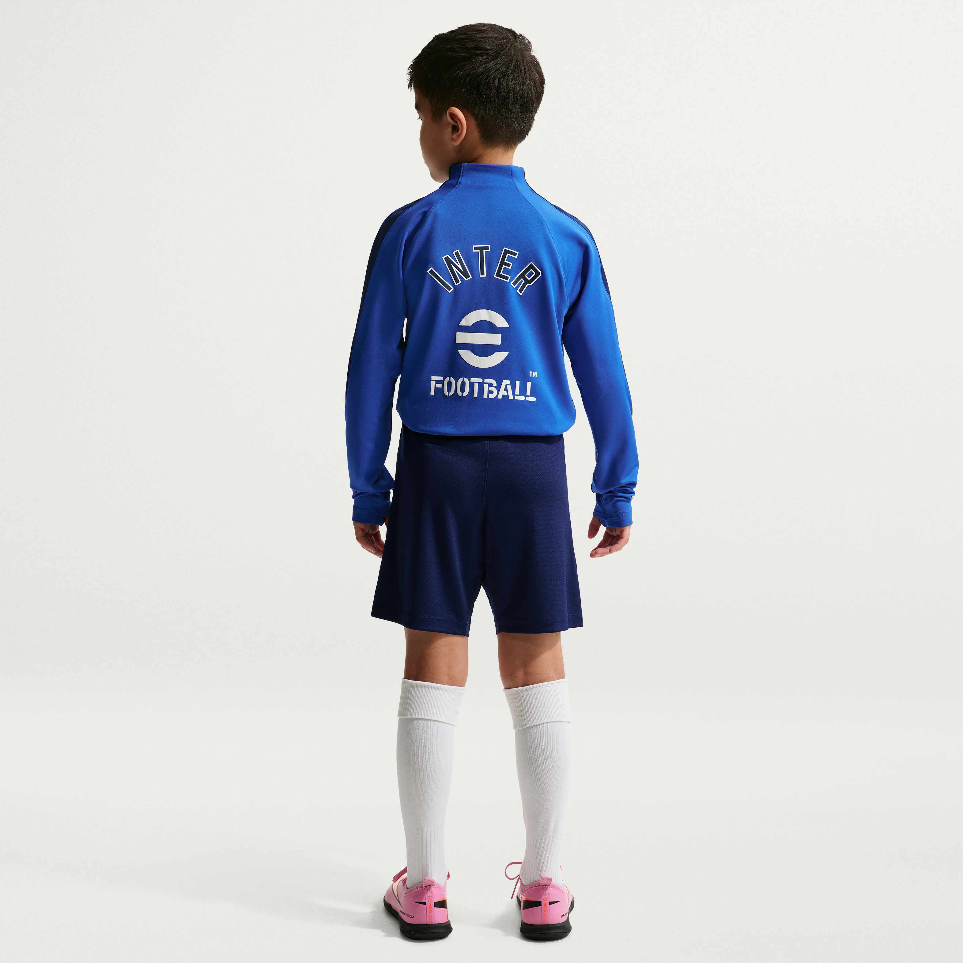 Inter Milan Strike image number 5