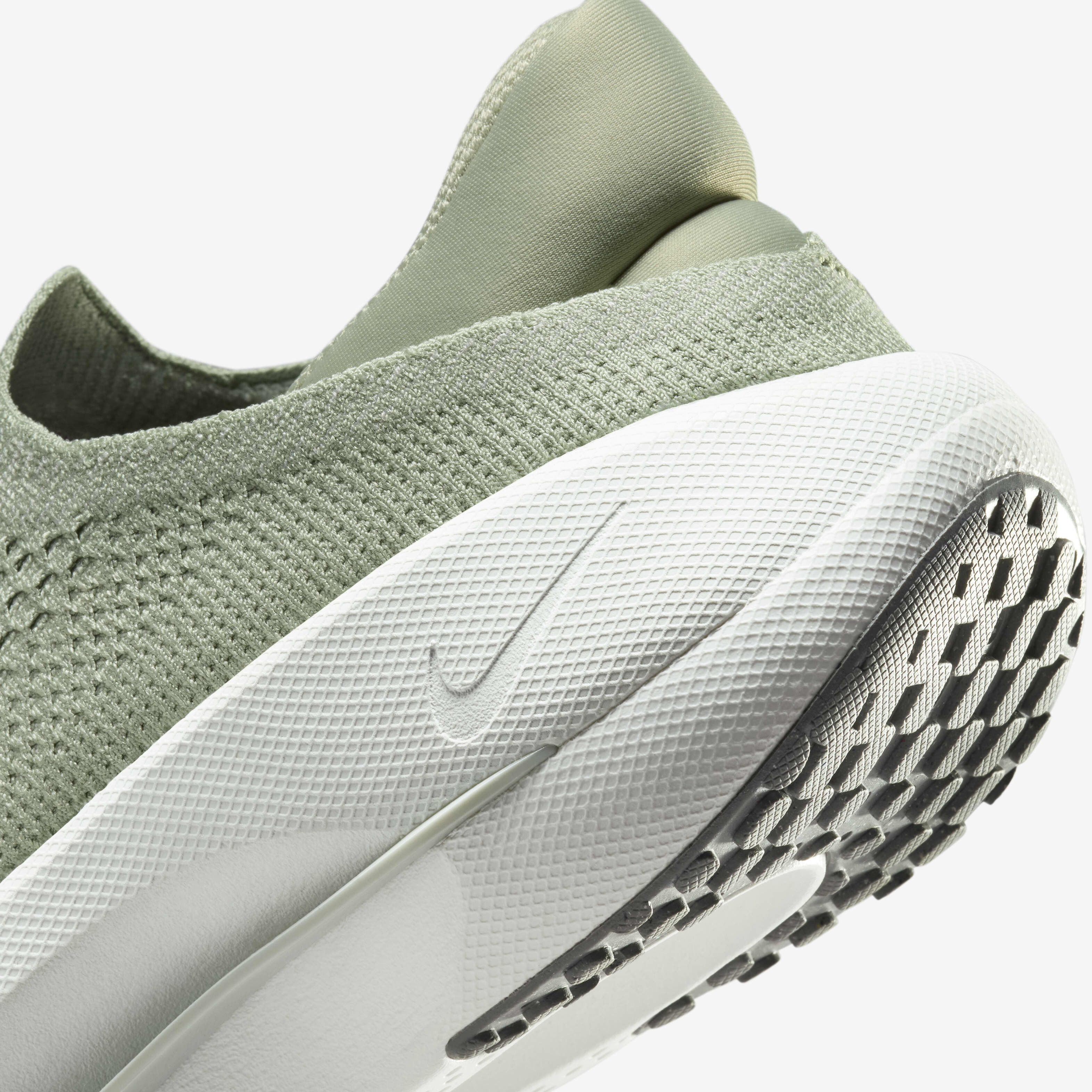 Buy Nike Reina EasyOn Women s Shoes Nike Qatar Official