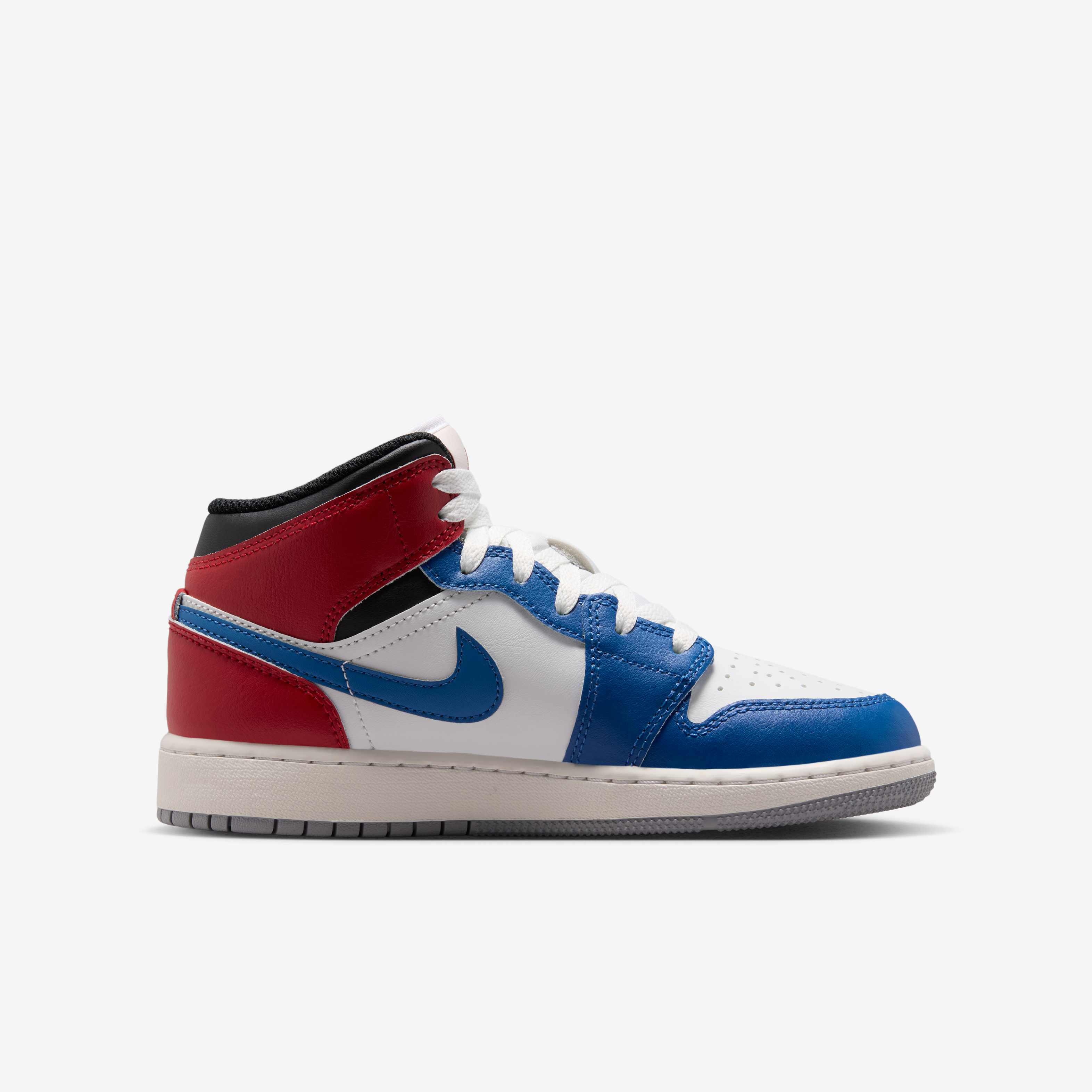 Air Jordan 1 Mid image number 2