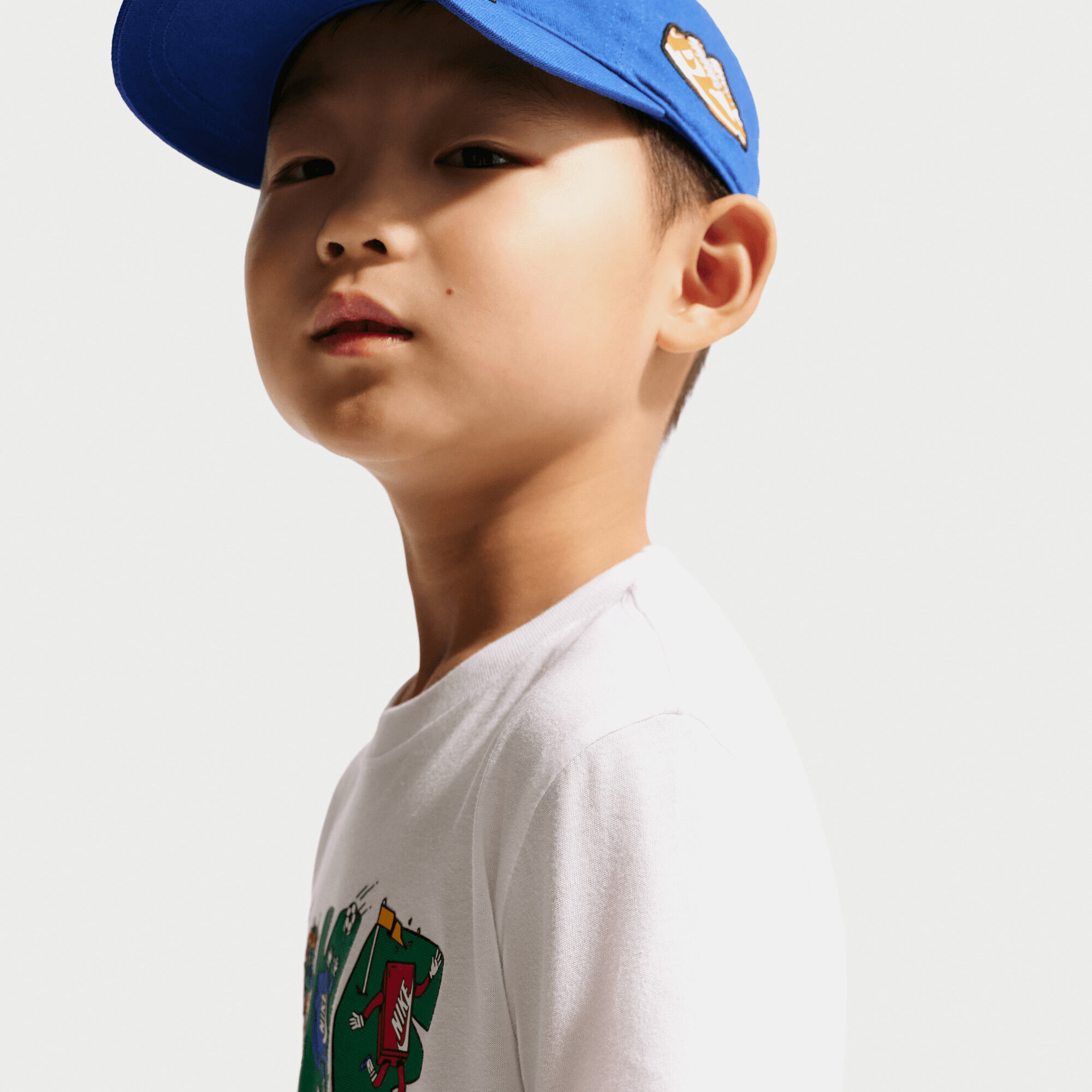 Nike image number 3