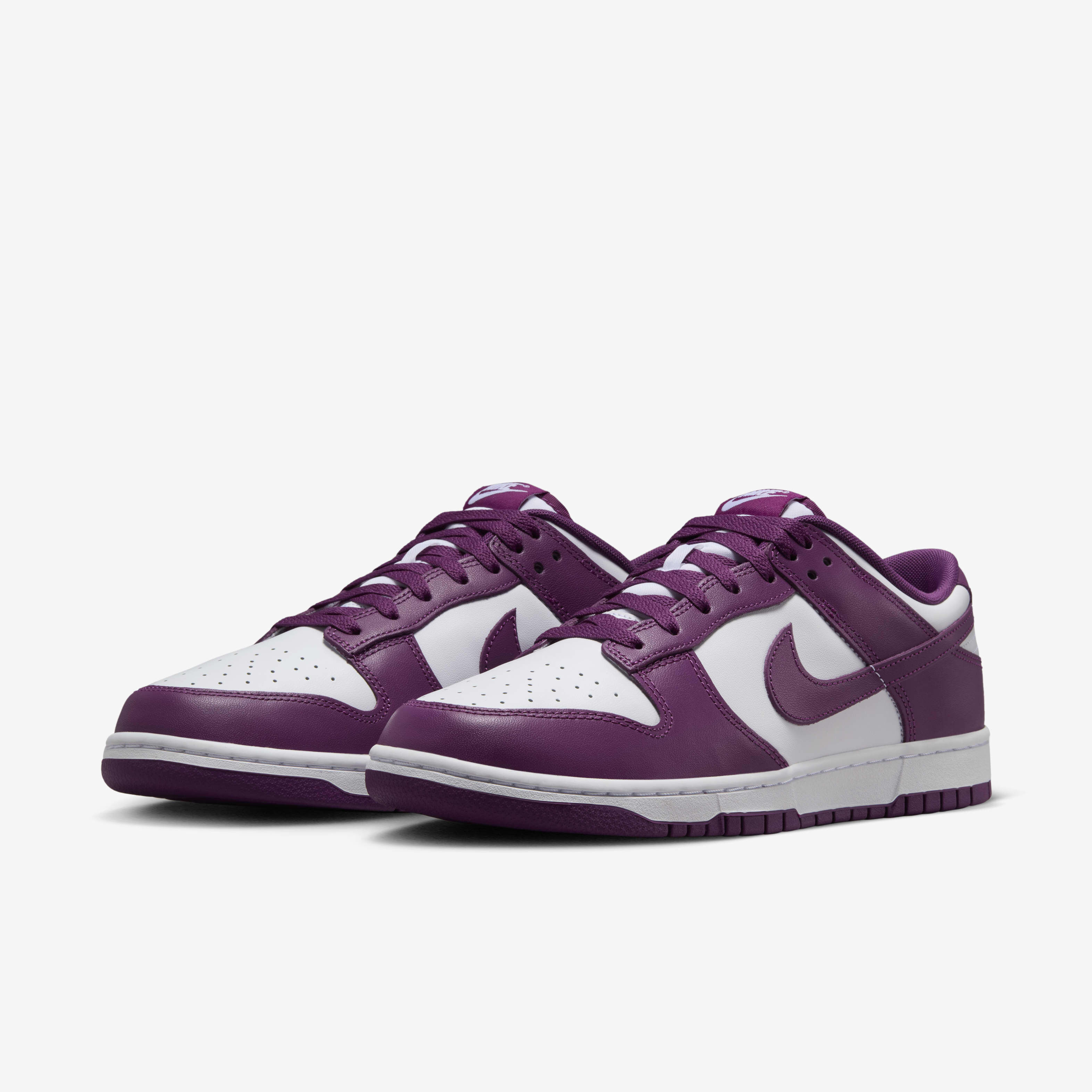 Nike Dunk Low Retro image number 4
