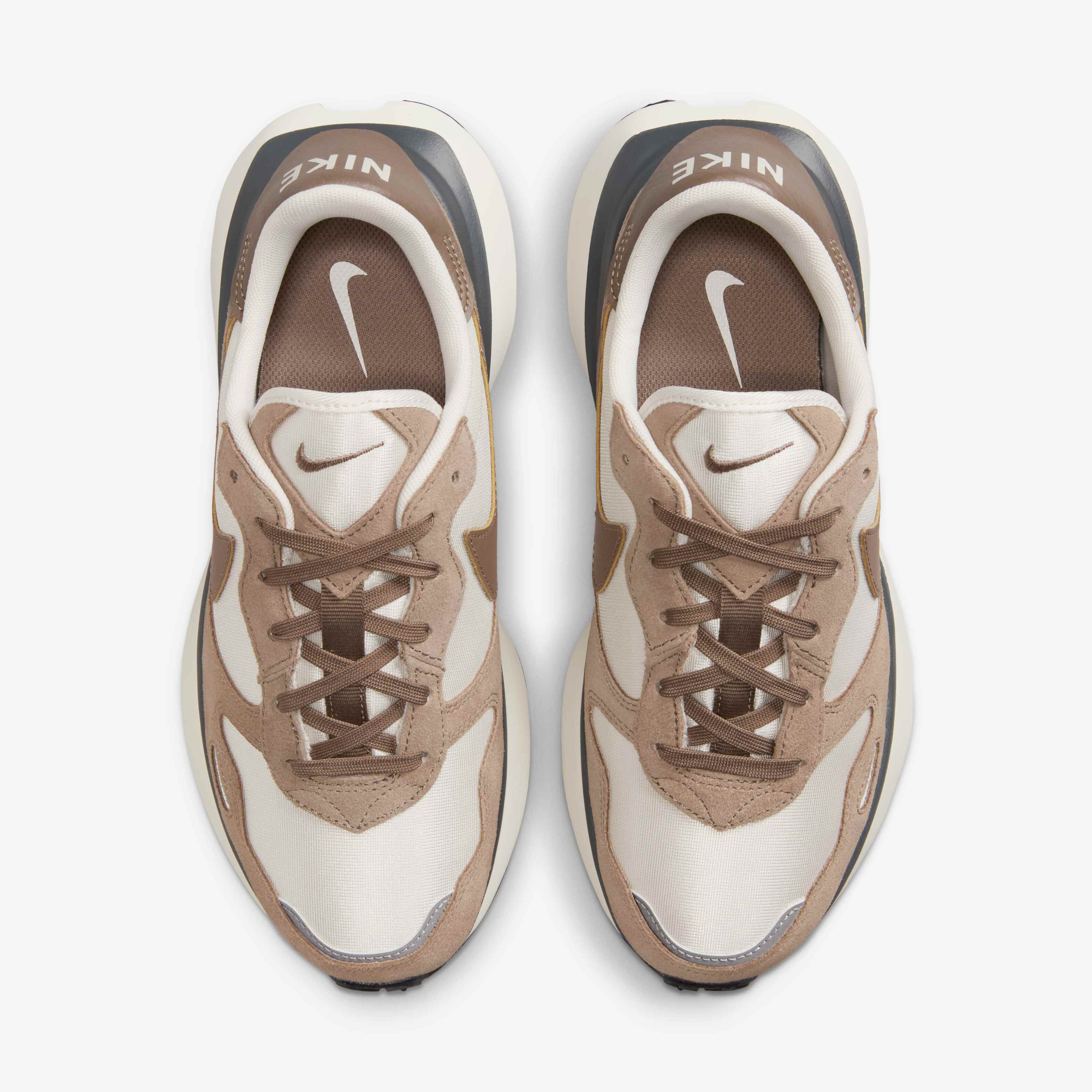 Nike Phoenix Waffle image number 3