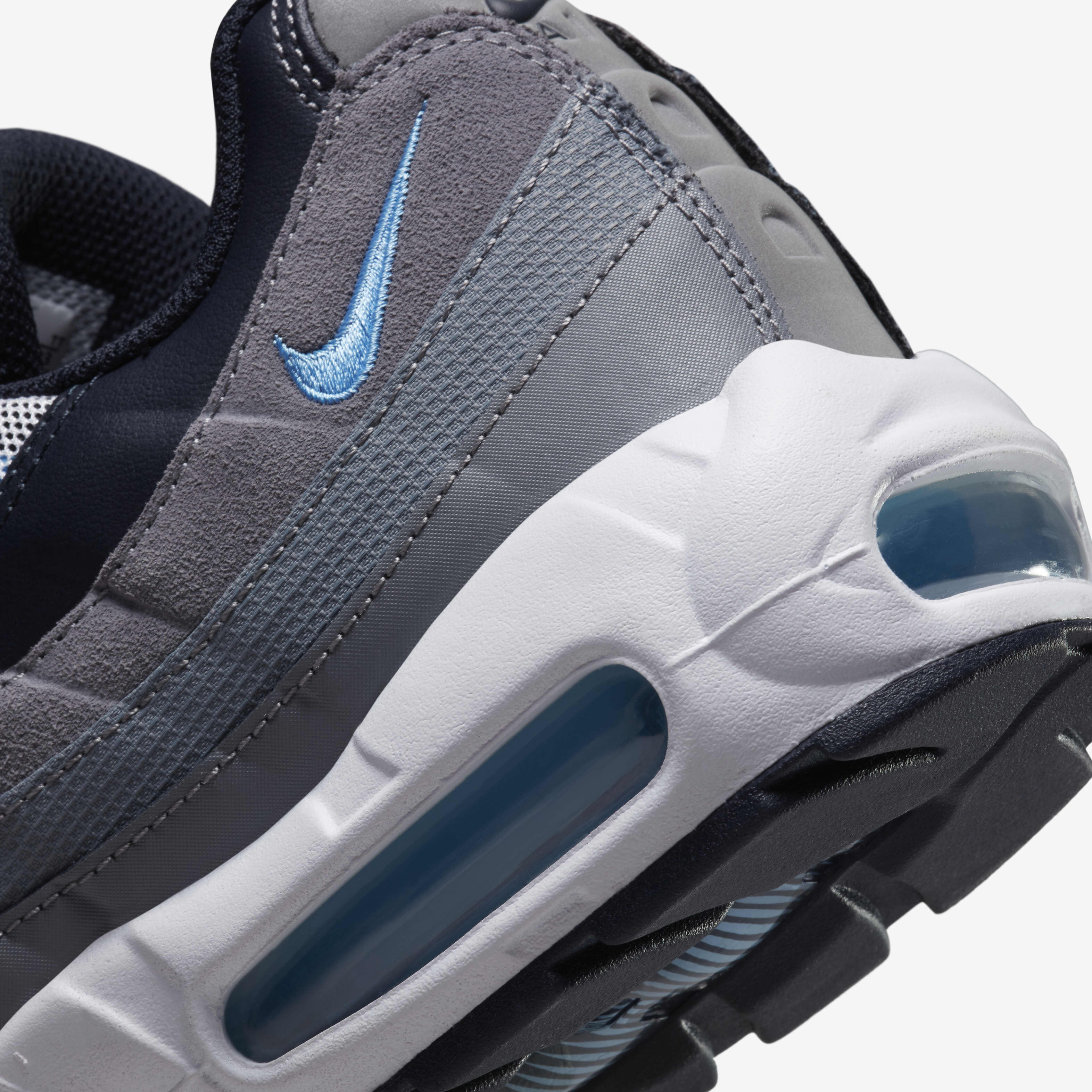 Nike Air Max 95 image number 7