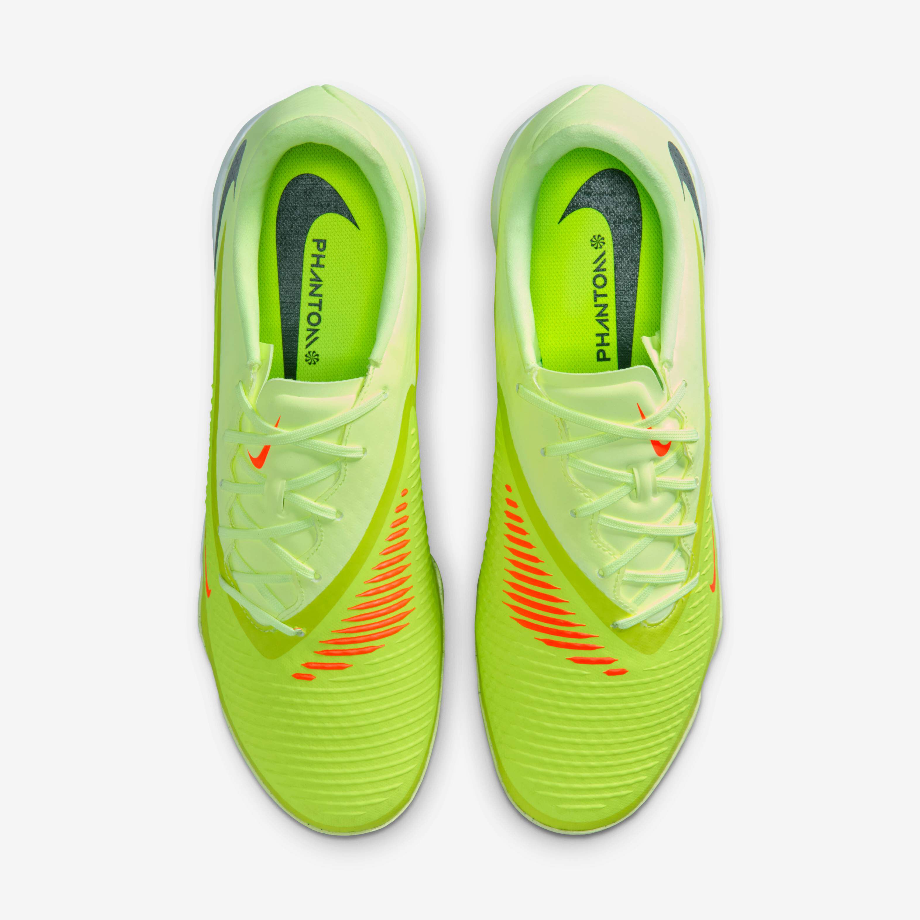 Nike Phantom 6 Low Academy image number 3