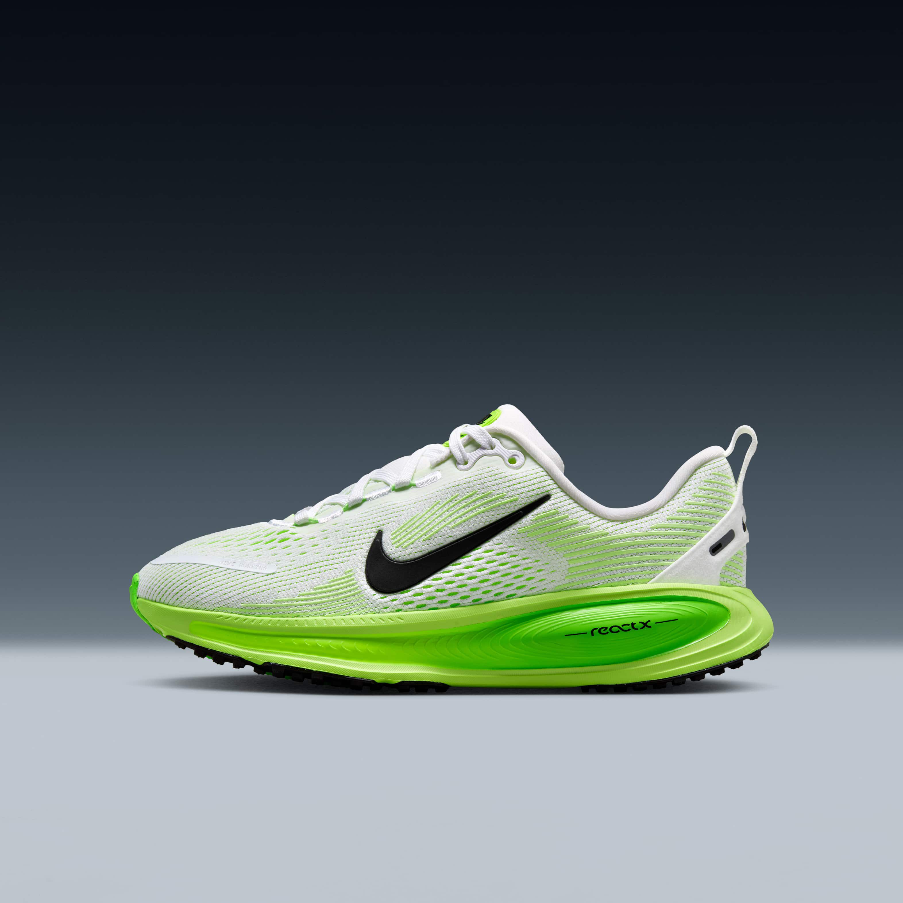 Nike Vomero 18 image number 0