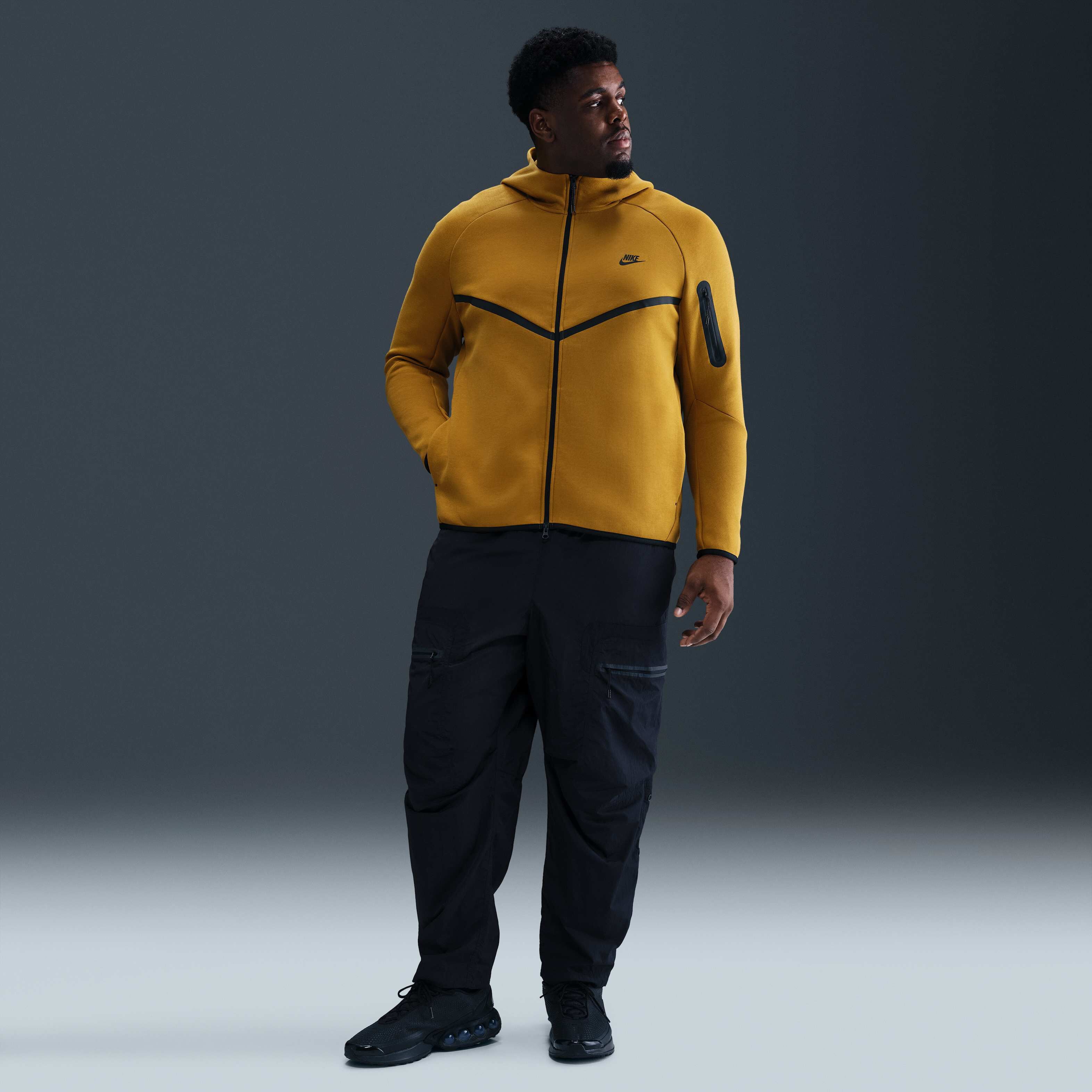Nike Tech image number 8