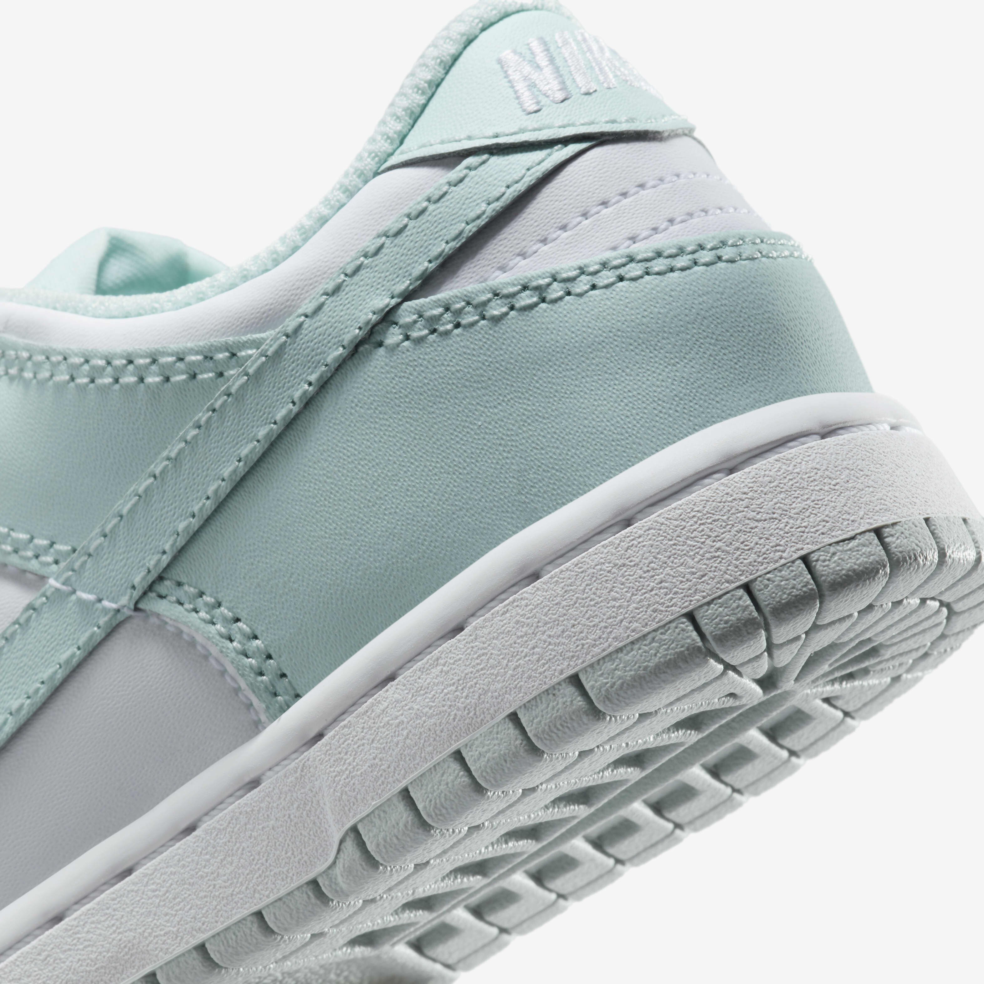 Nike Dunk Low image number 7