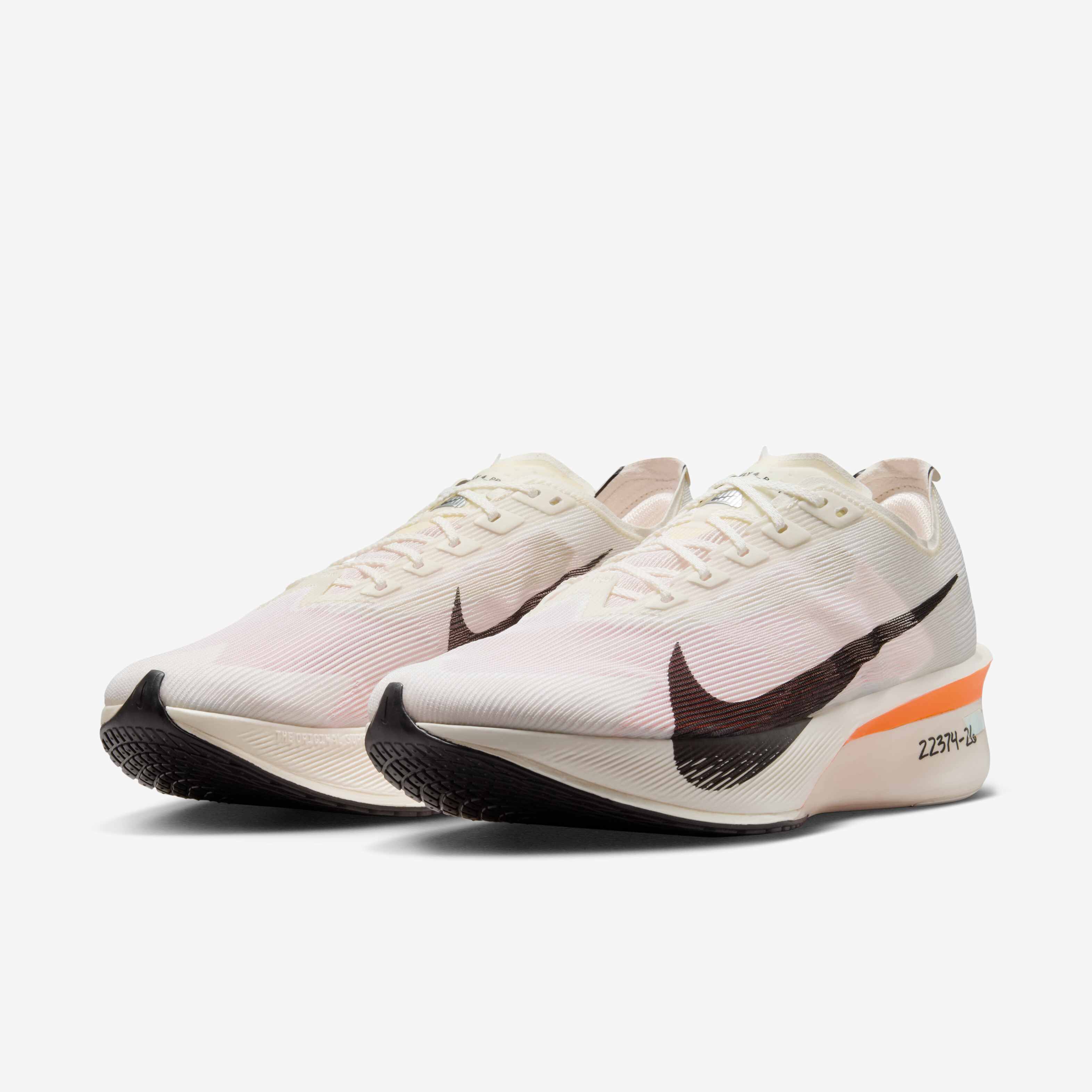 Nike Vaporfly 4 image number 4