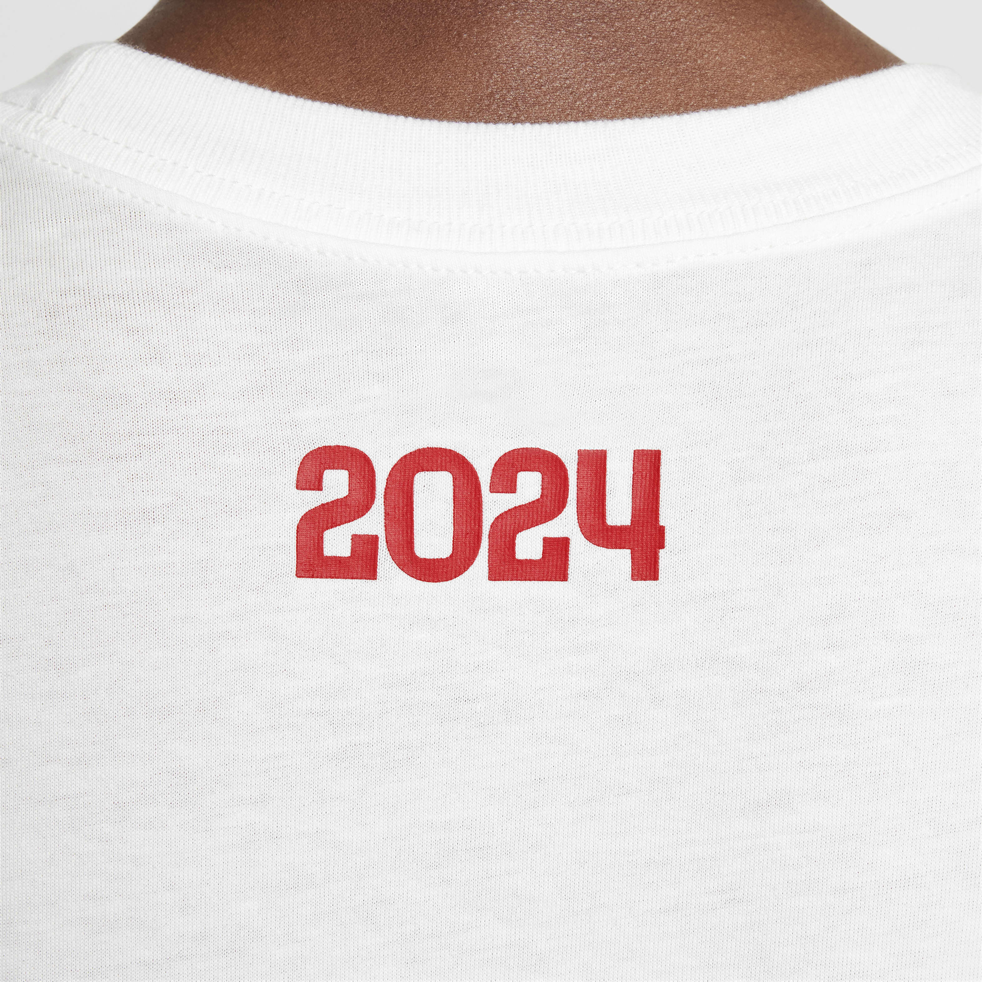 Paris Saint-Germain Away image number 4