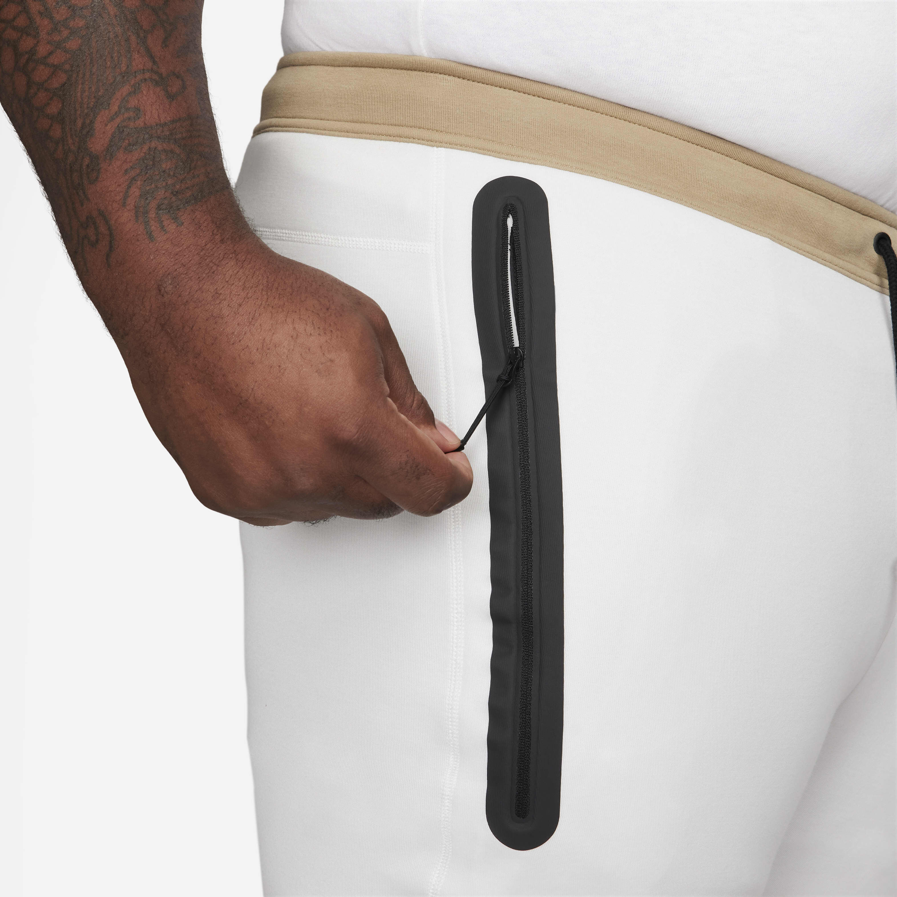 نايكي سبورتسوير تك فليس image number 15