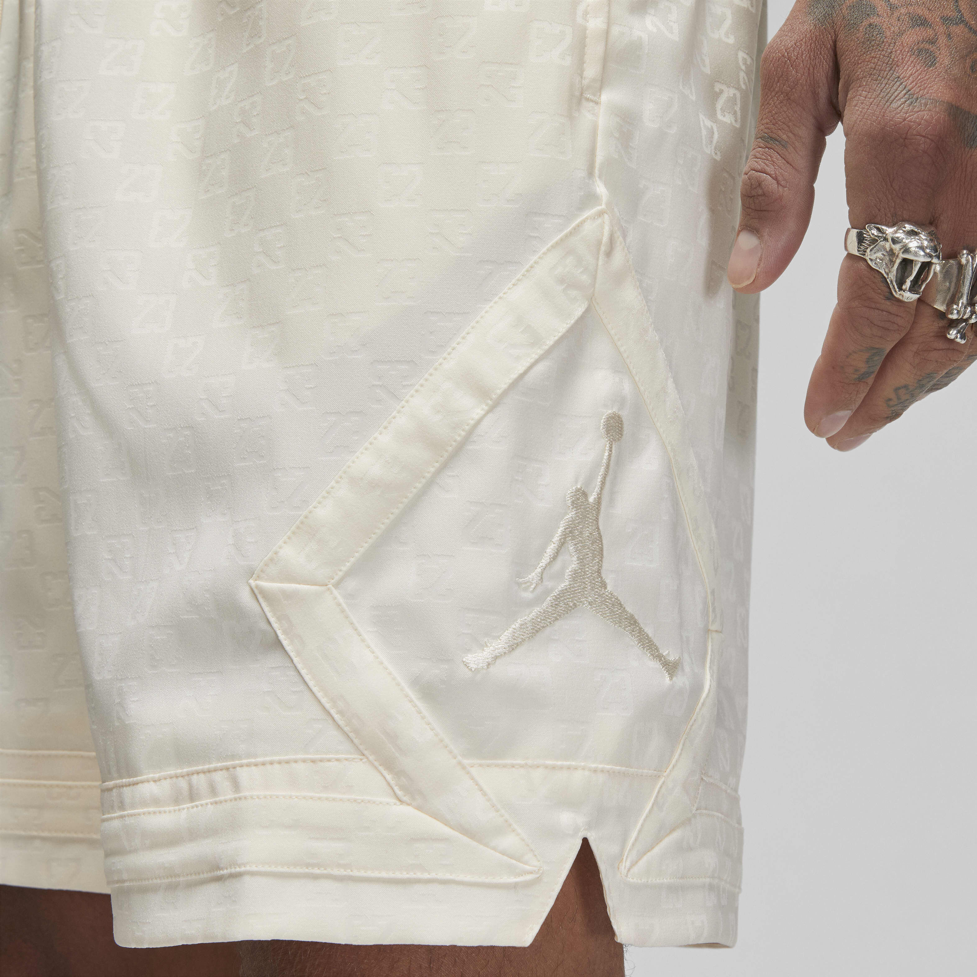 جوردن اسينشالز image number 5