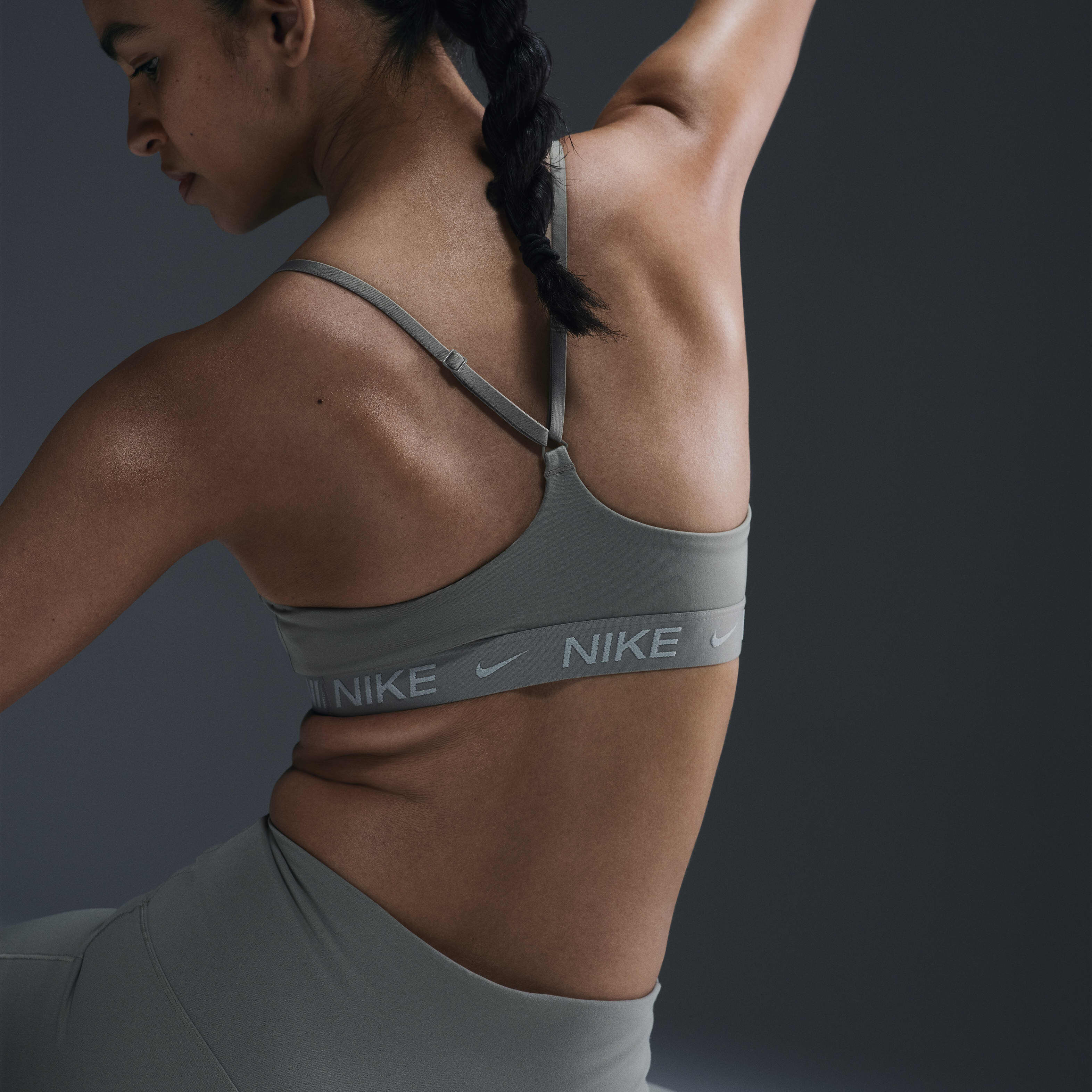 Nike indy sports bra grey online