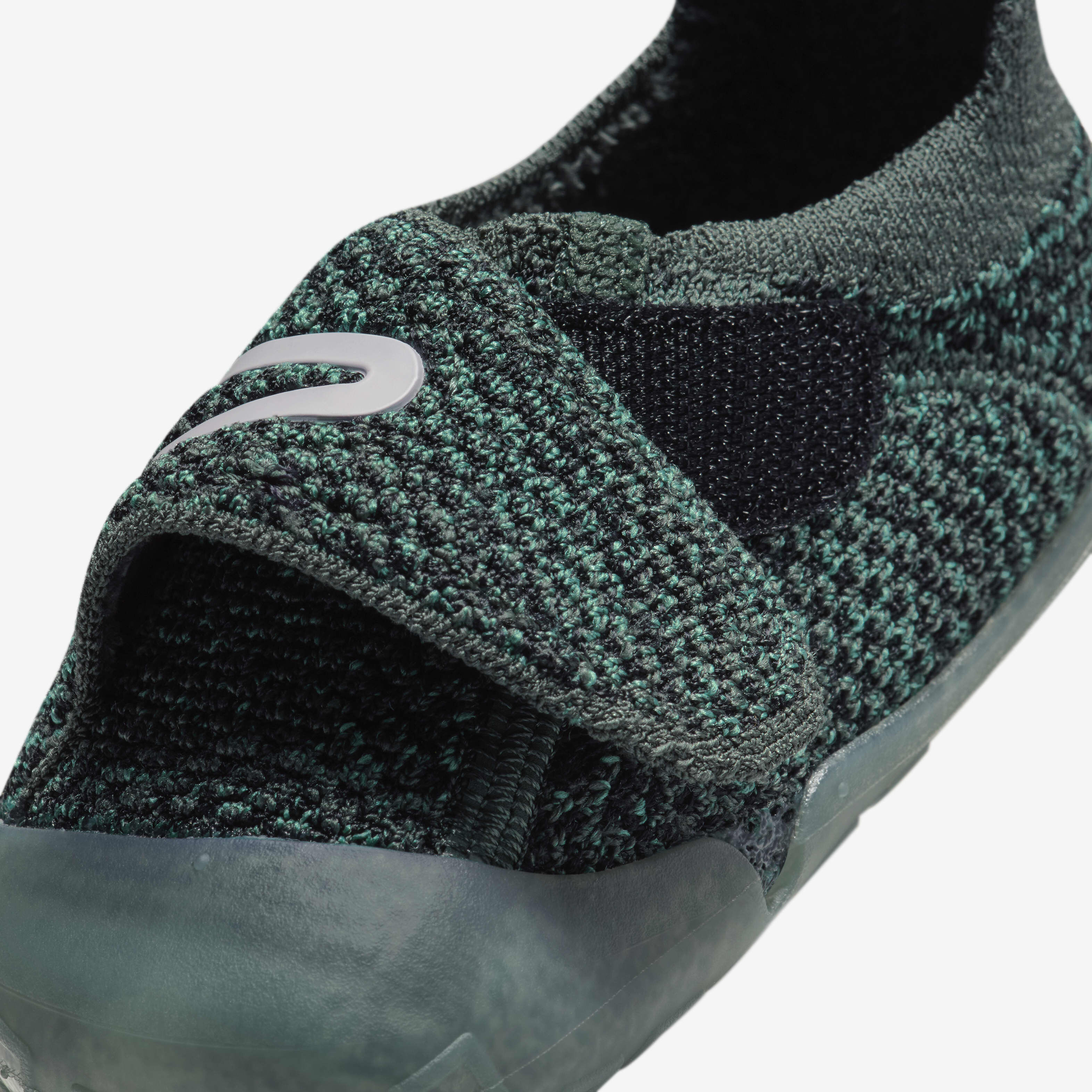 Nike swoosh shoes online
