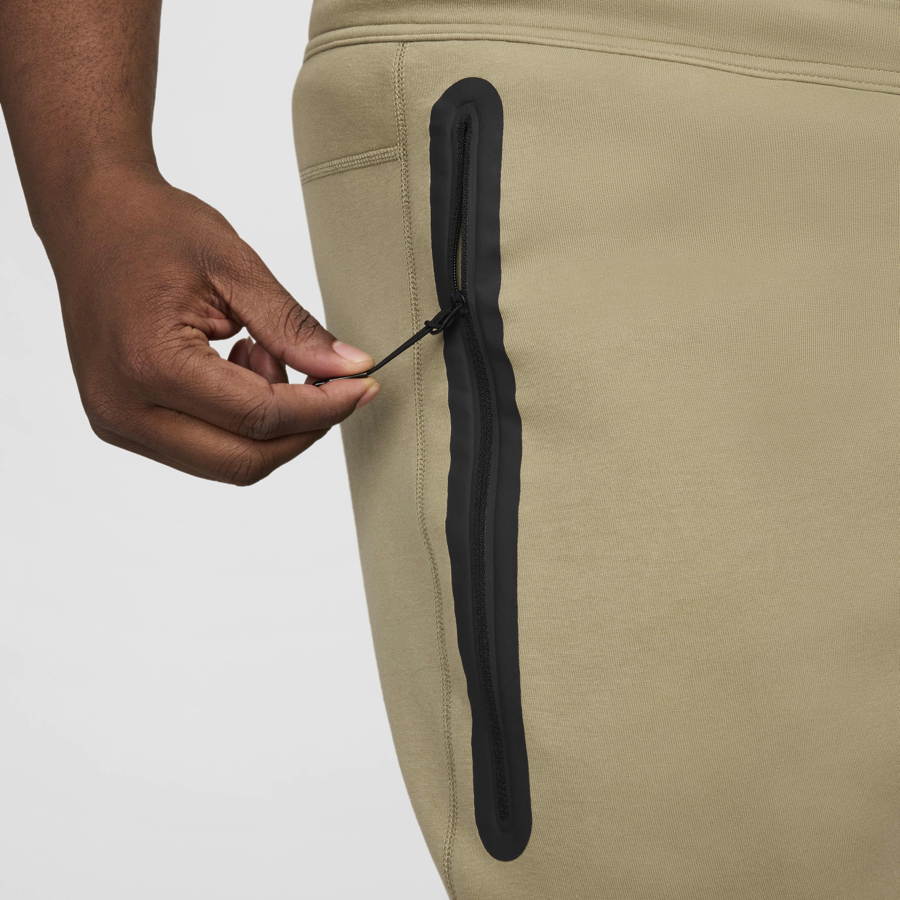 Nike Sportswear Tech Fleece image number 14