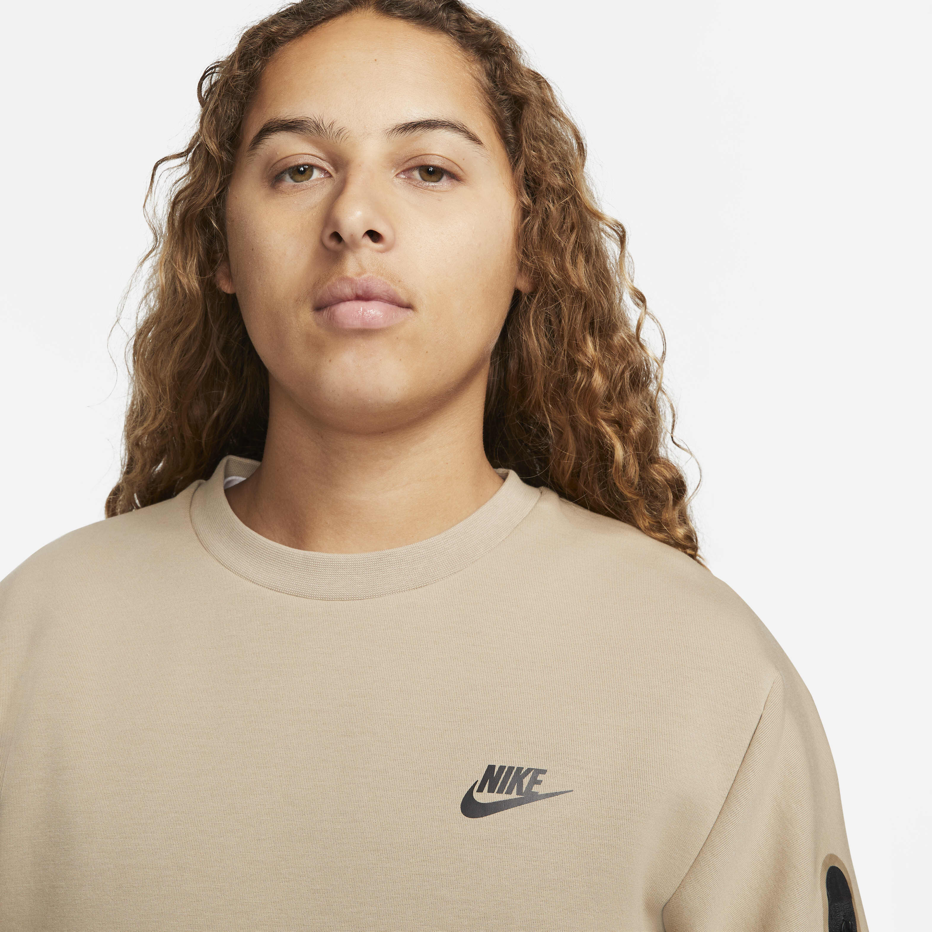 Nike Sportswear Tech Fleece image number 2