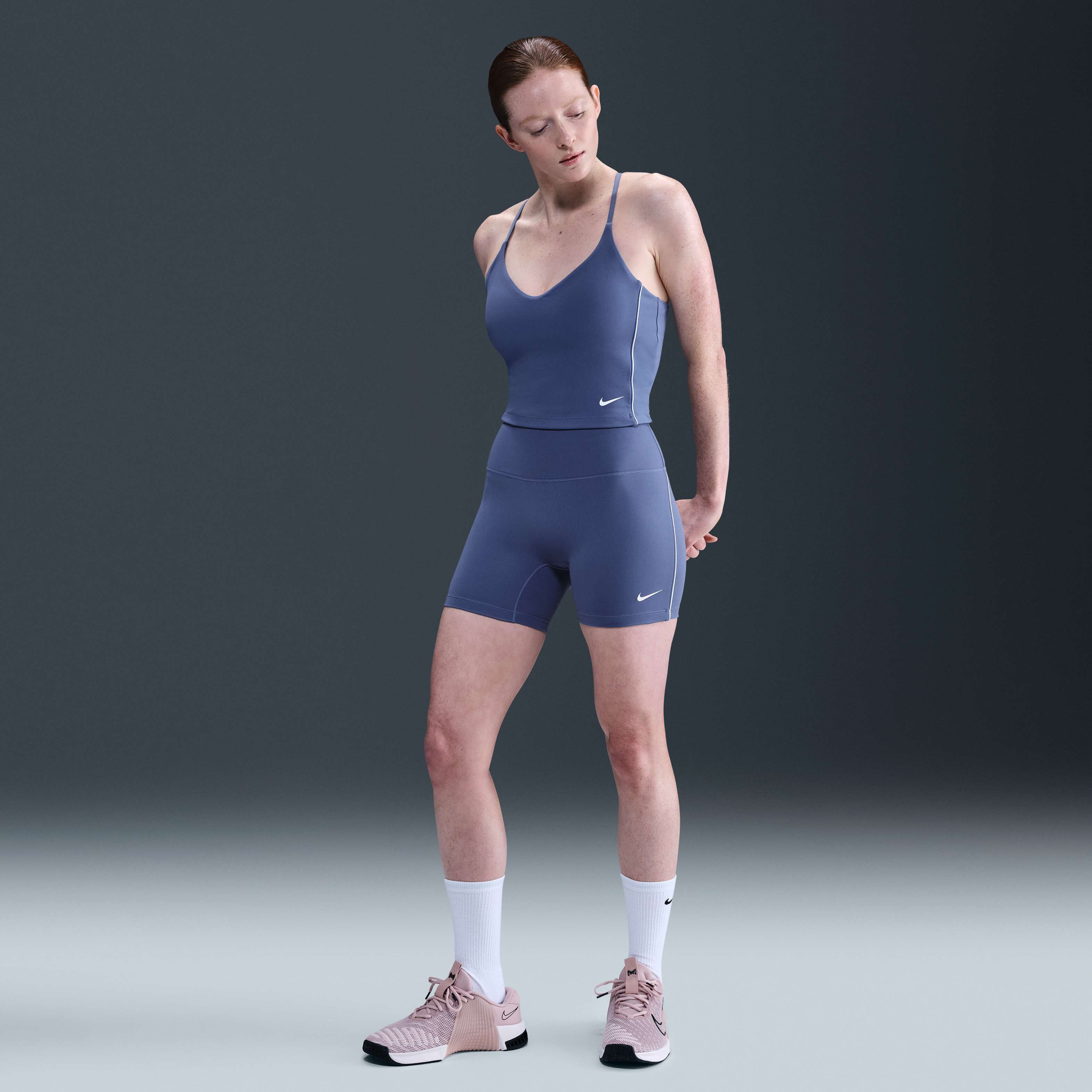 Nike One image number 0