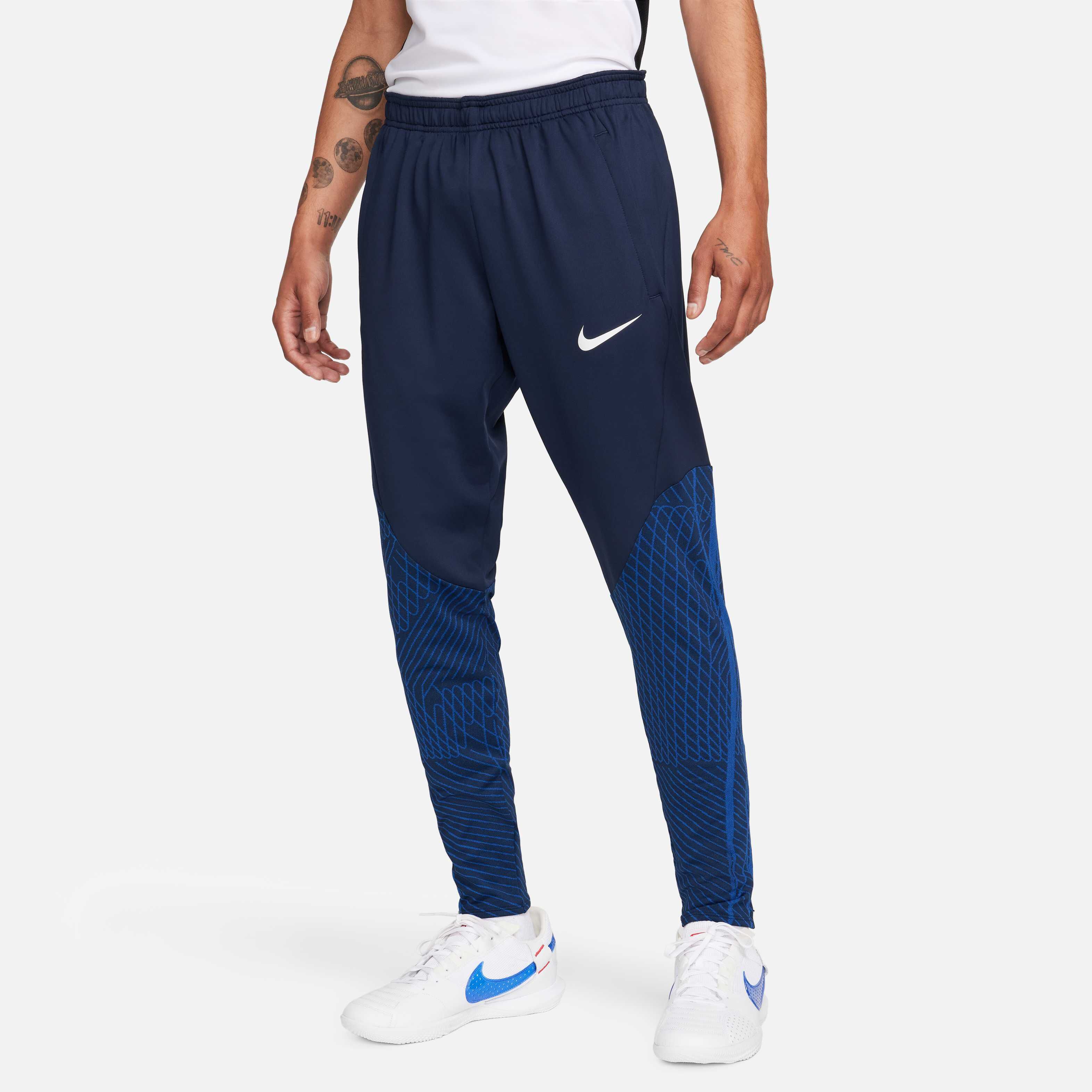 Nike Dri-FIT Strike image number 0