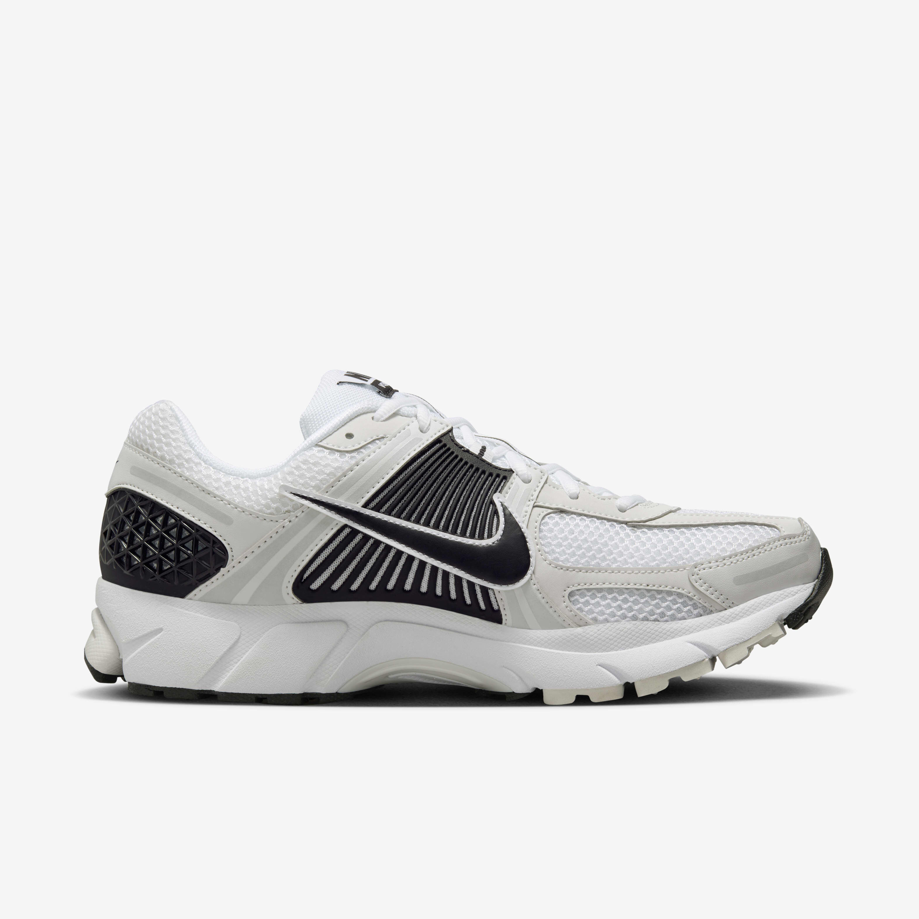 Nike Zoom Vomero 5 image number 2