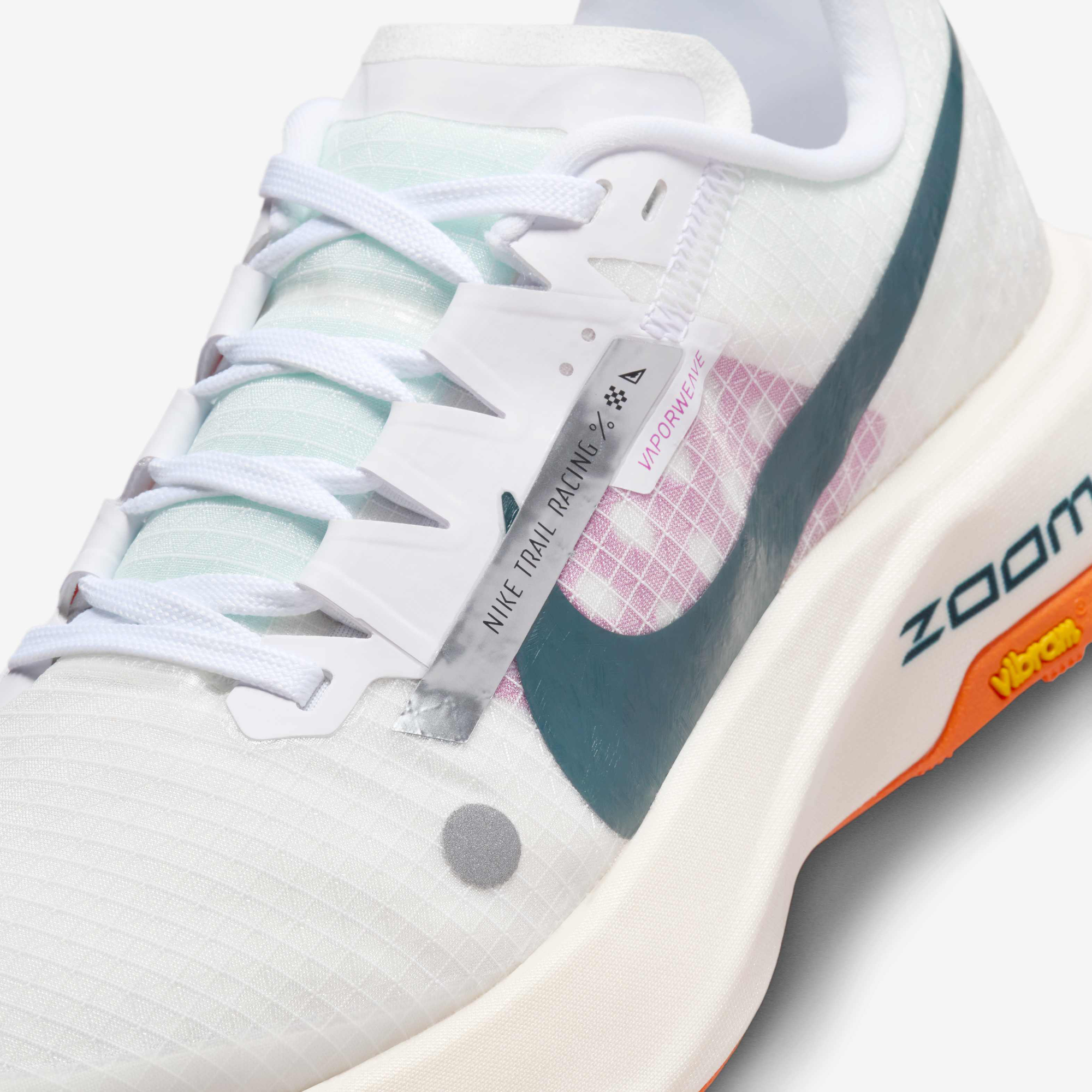 Zoom image