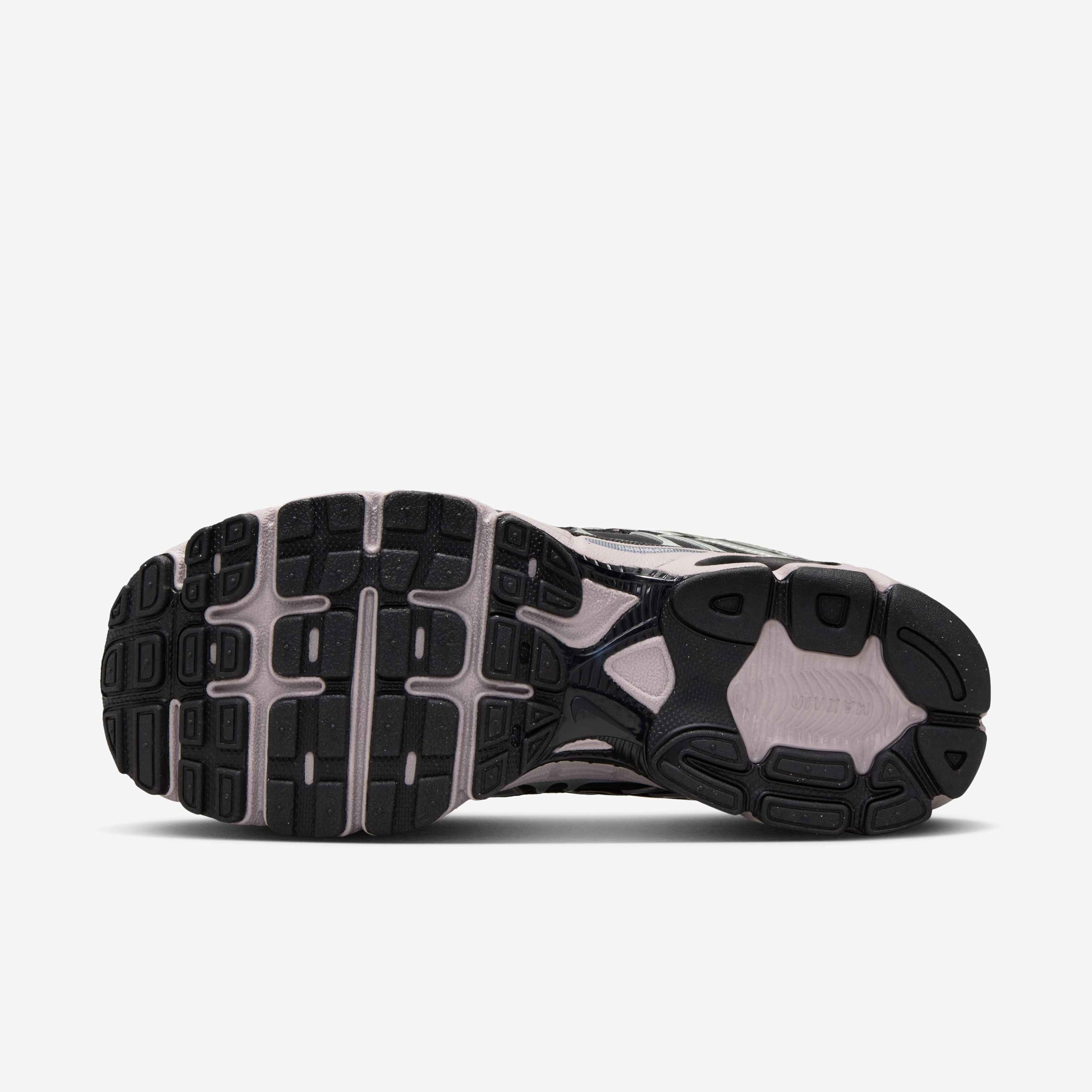 Nike Air Max Moto 2K image number 1