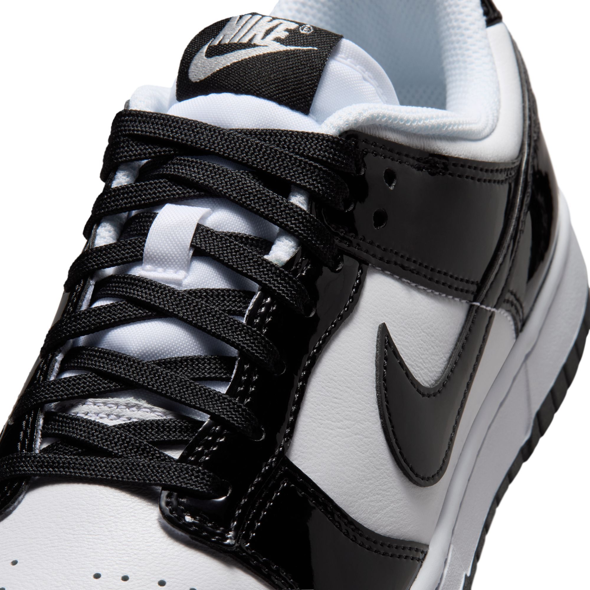 Nike Dunk Low SE Patent Leather image number 8