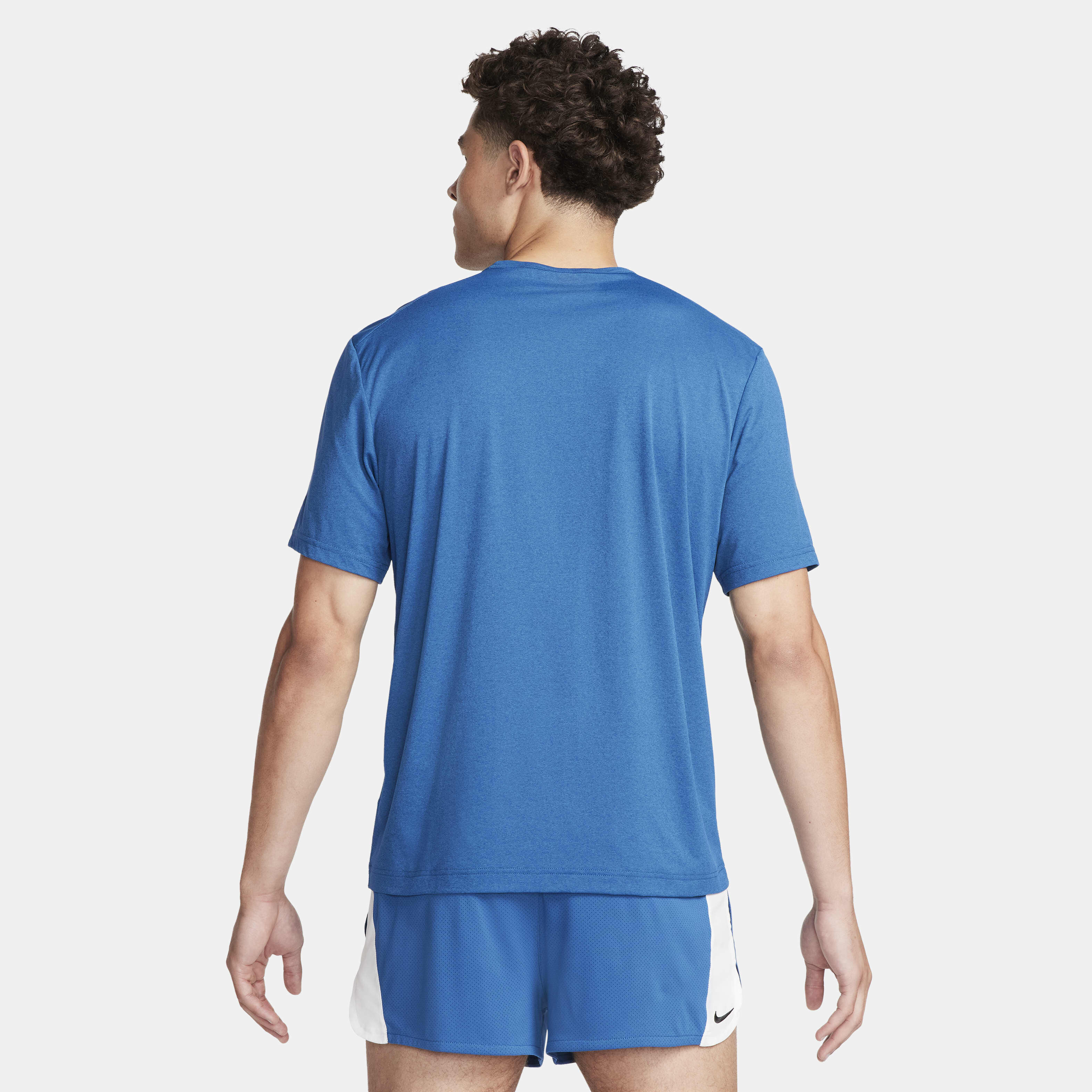 Nike Track Club image number 1