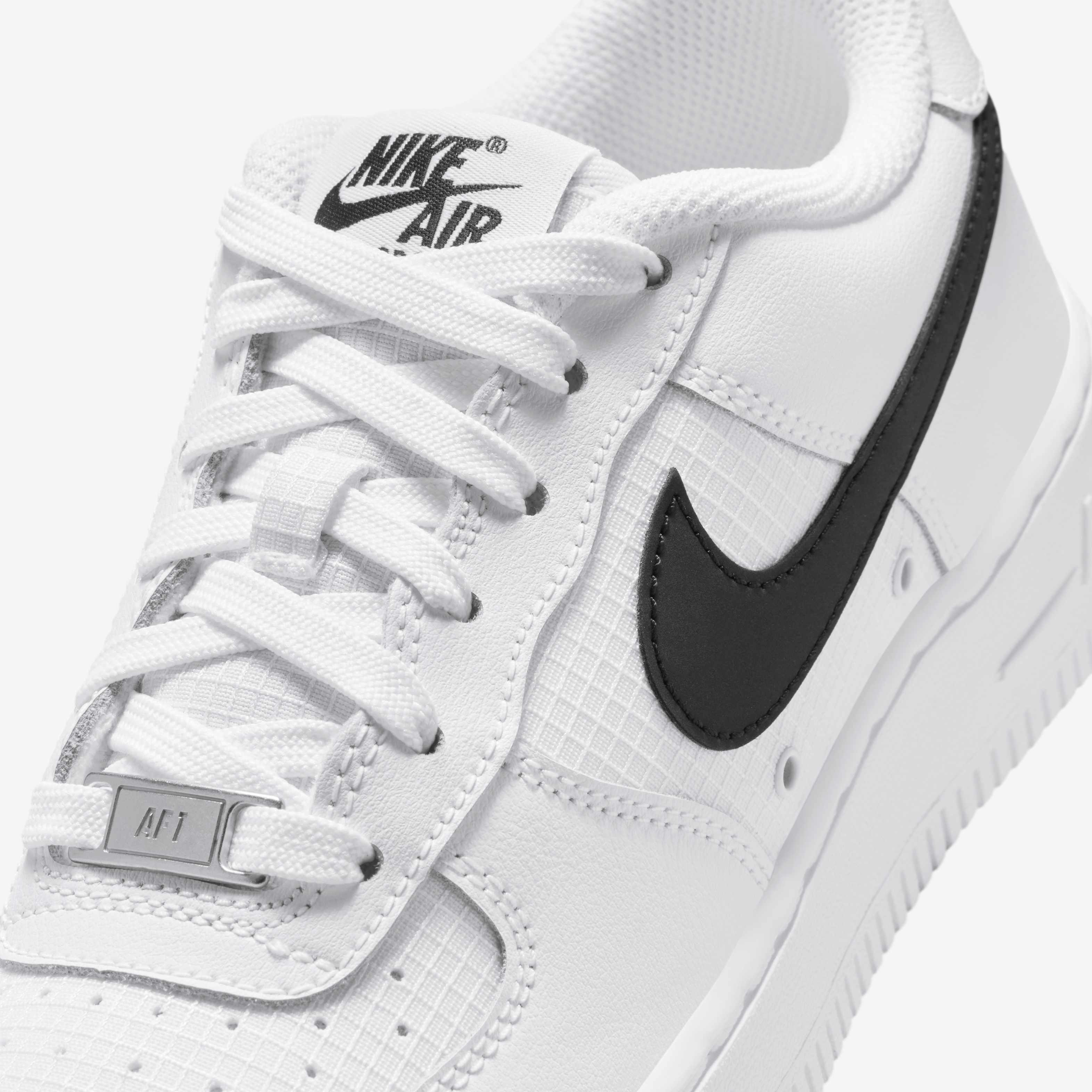 نايكي اير فورس 1 تيك image number 6