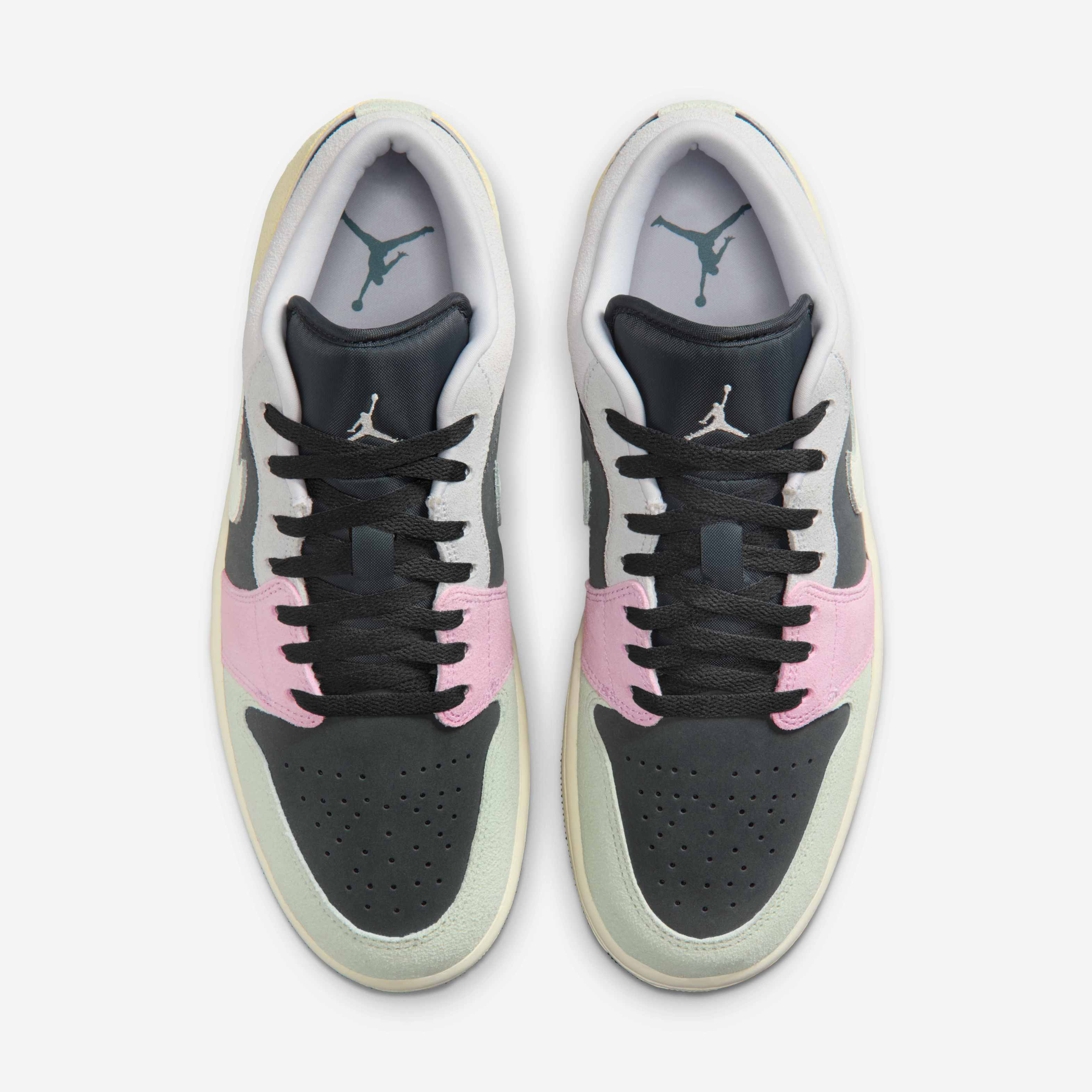 Air Jordan 1 Low SE image number 3