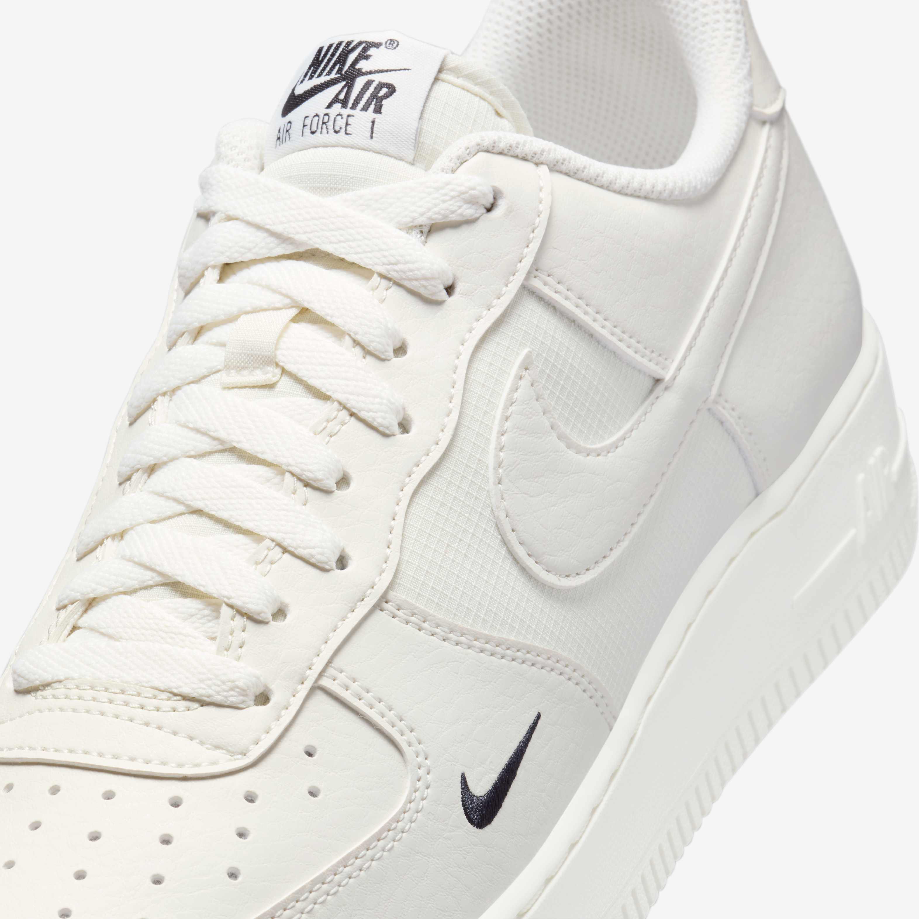 Nike Air Force 1 '07 image number 6