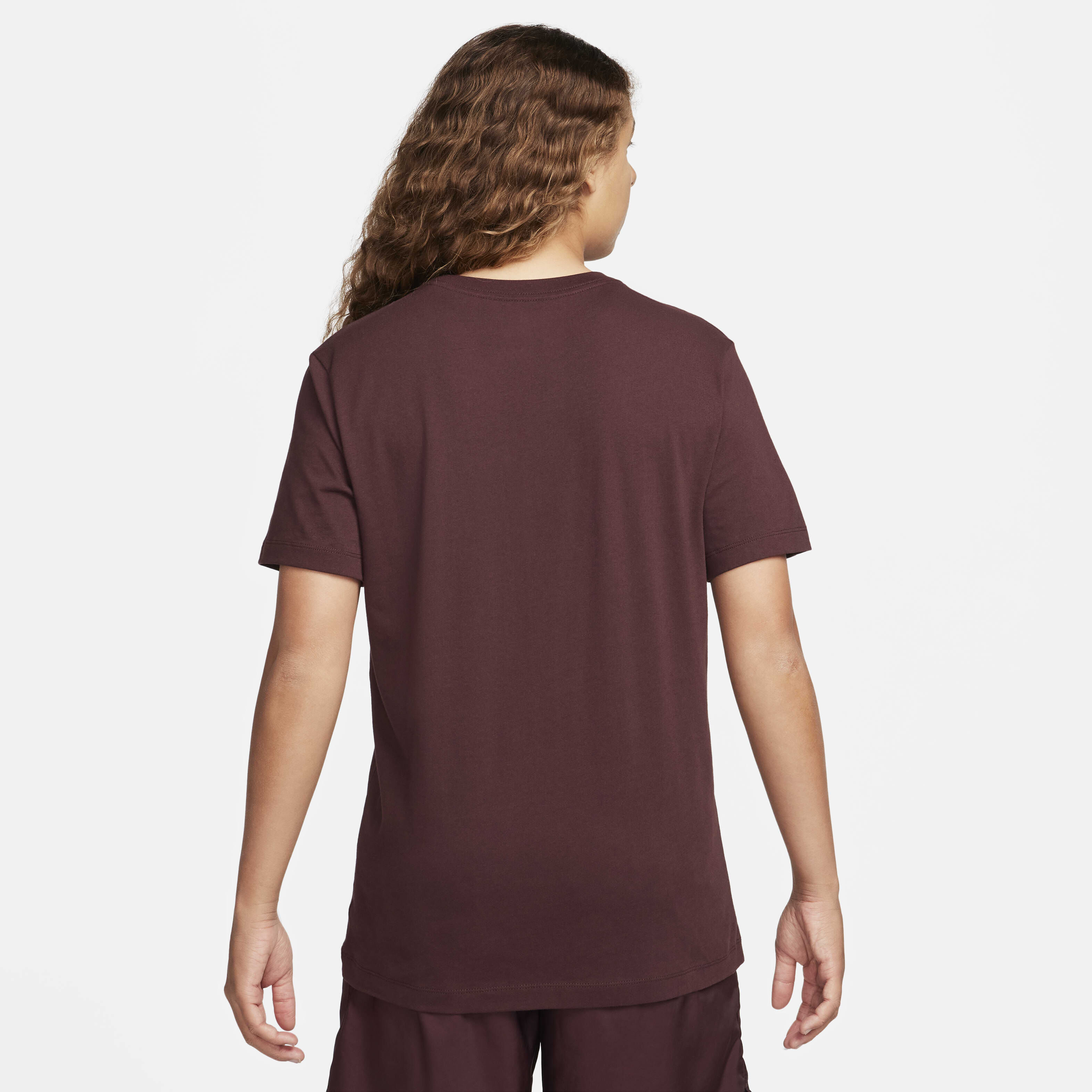 نايكي سبورتسوير image number 1