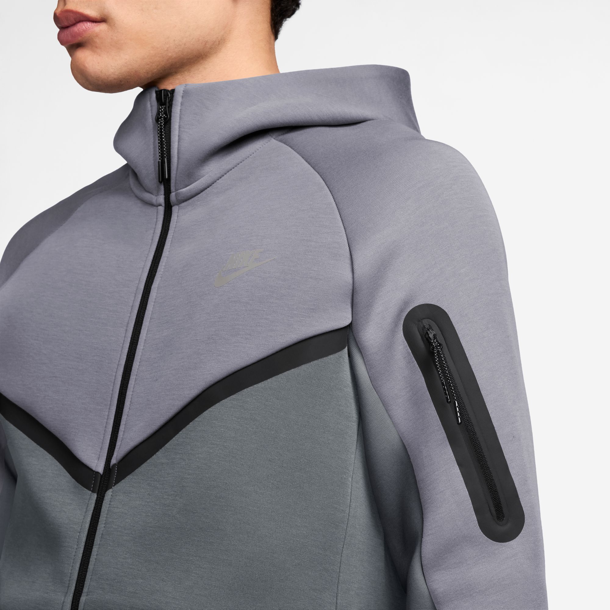 Nike Tech image number 2