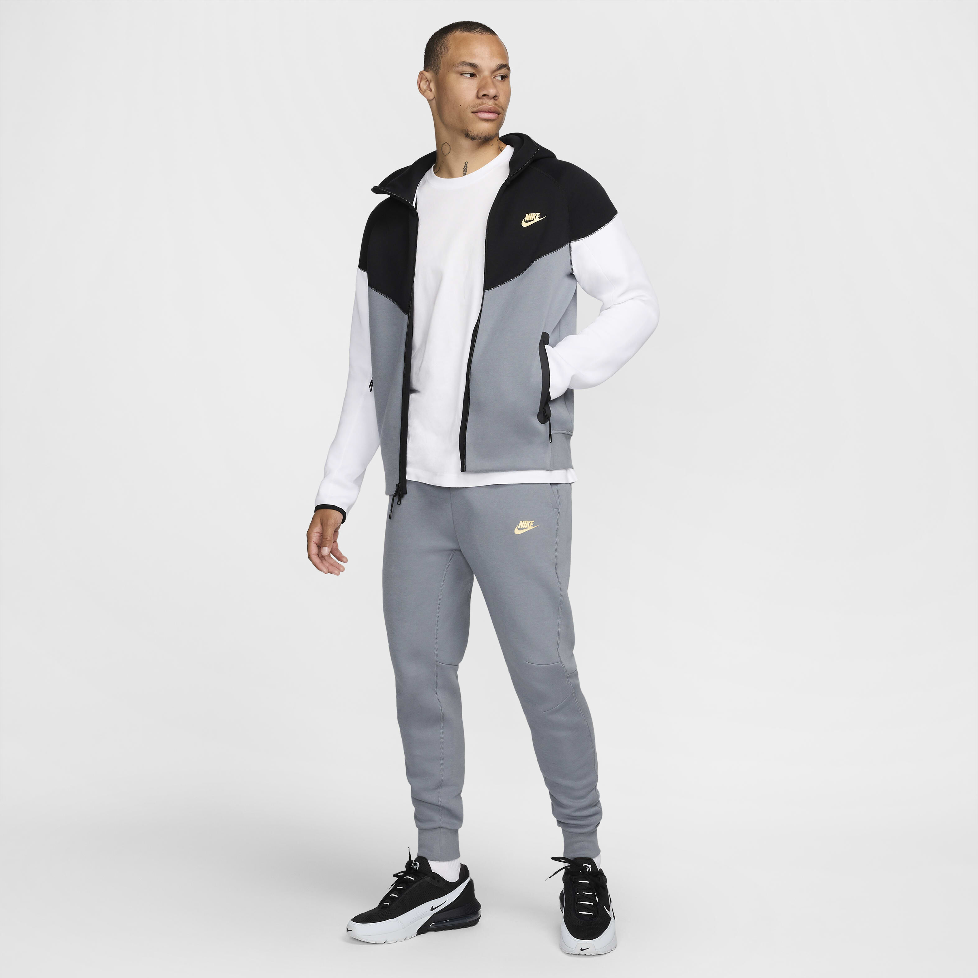 Nike Sportswear Tech Fleece Windrunner image number 10