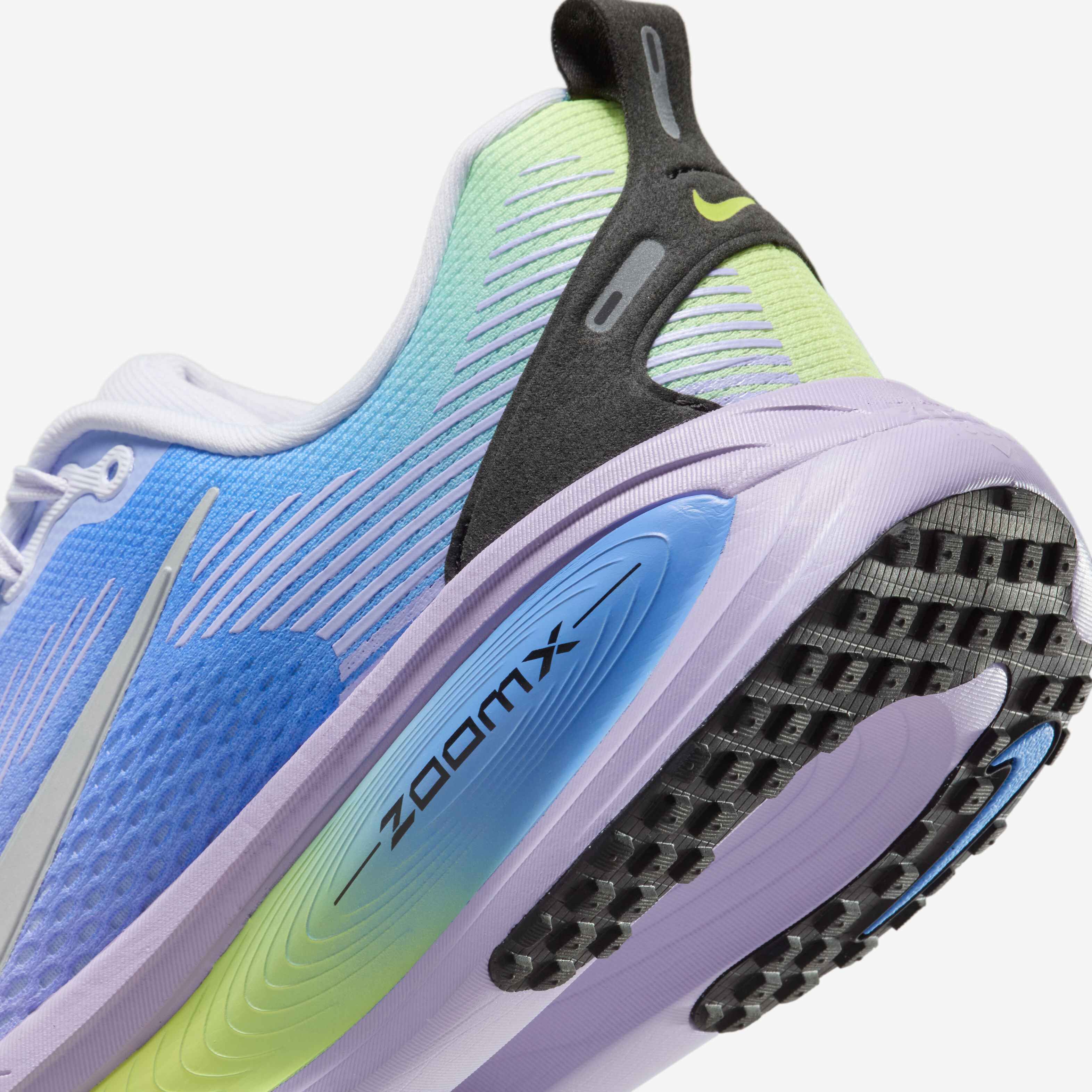 Buy Nike Vomero 18 SE Women's Road Running Shoes - Amethyst Tint