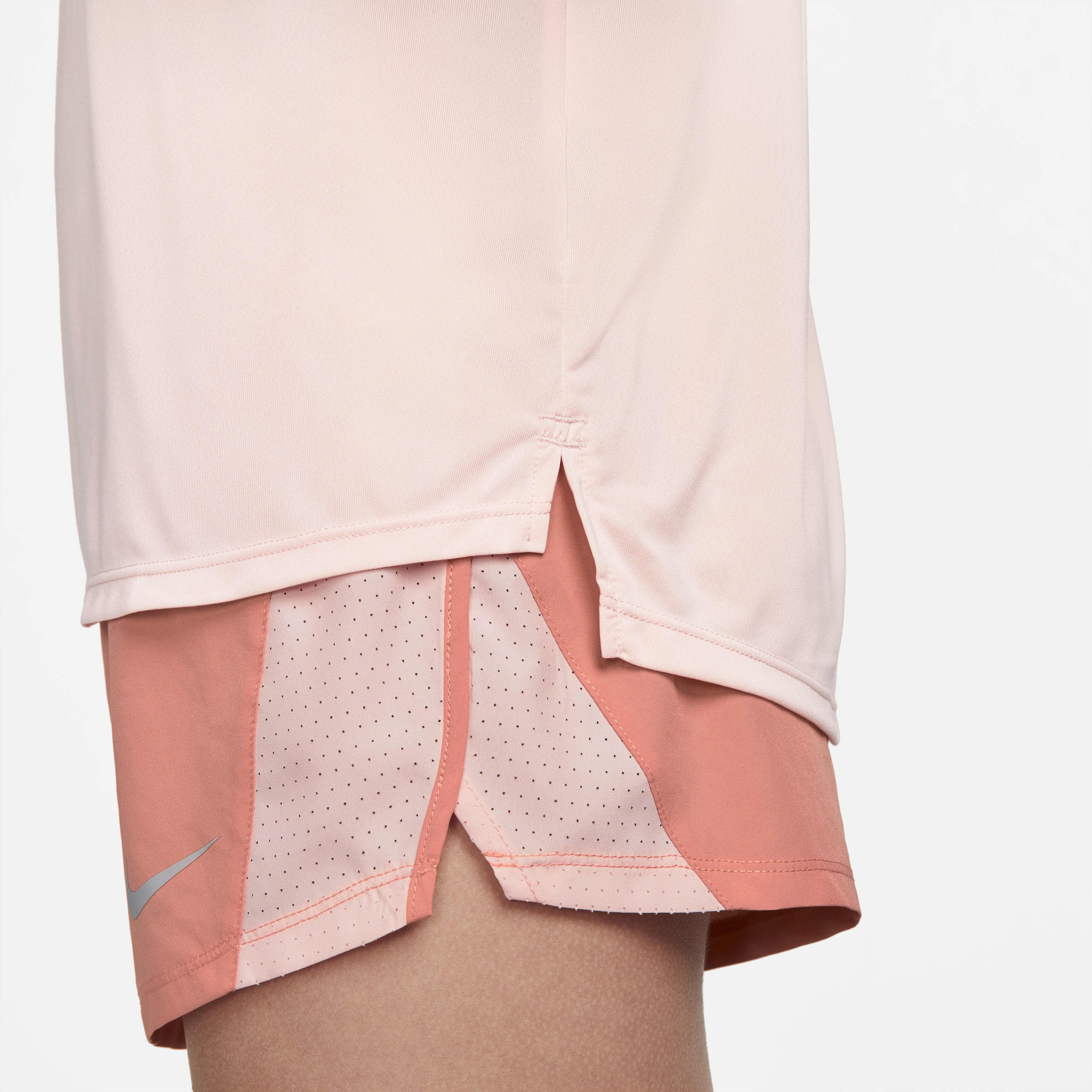 نايكي سووش رن image number 3