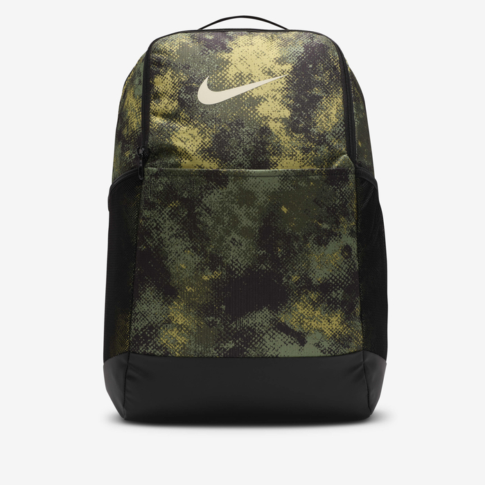 nike brasilia backpack printed Kids' Black /White but also a highly functional one Nike Brasilia Medium Camo Training