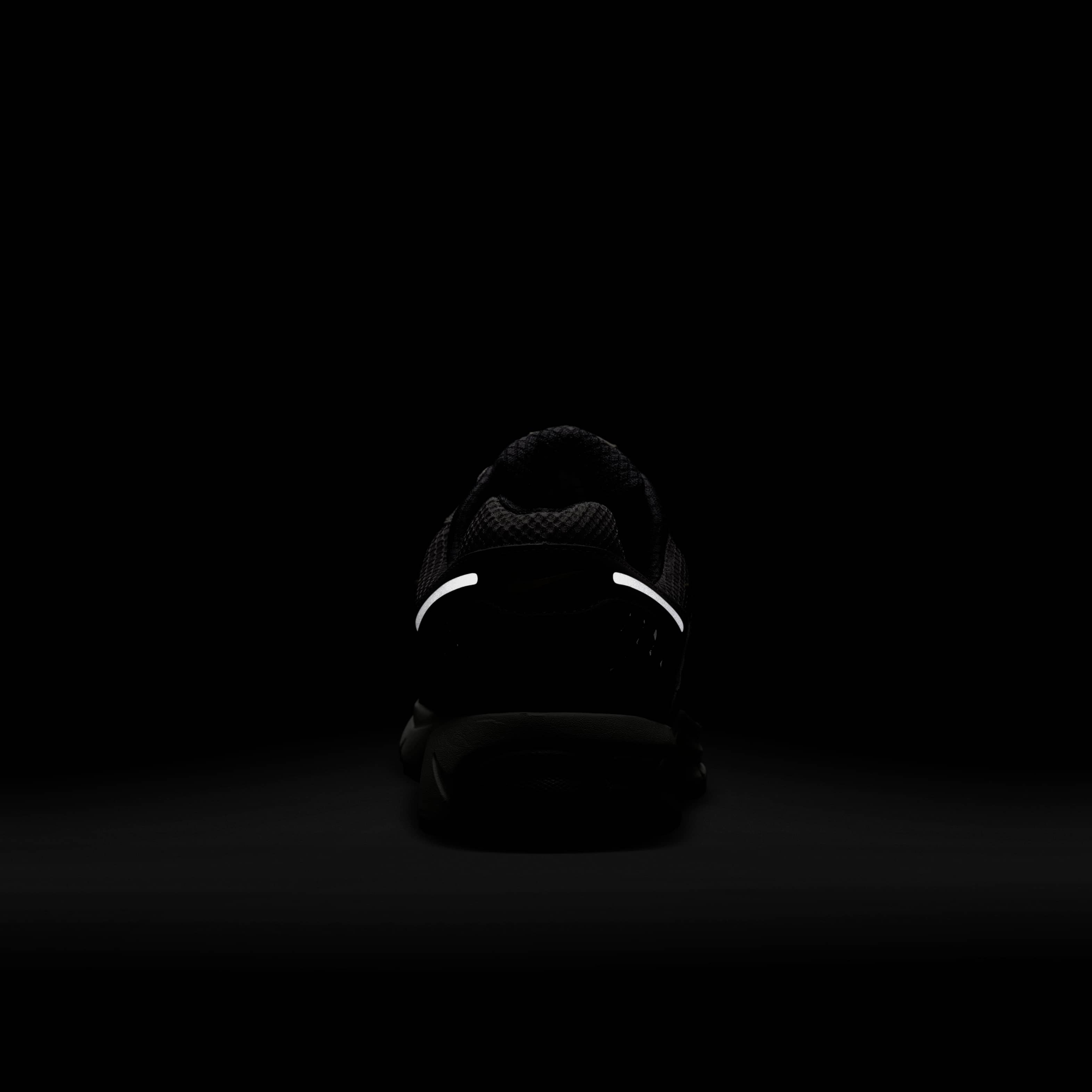 Zoom image