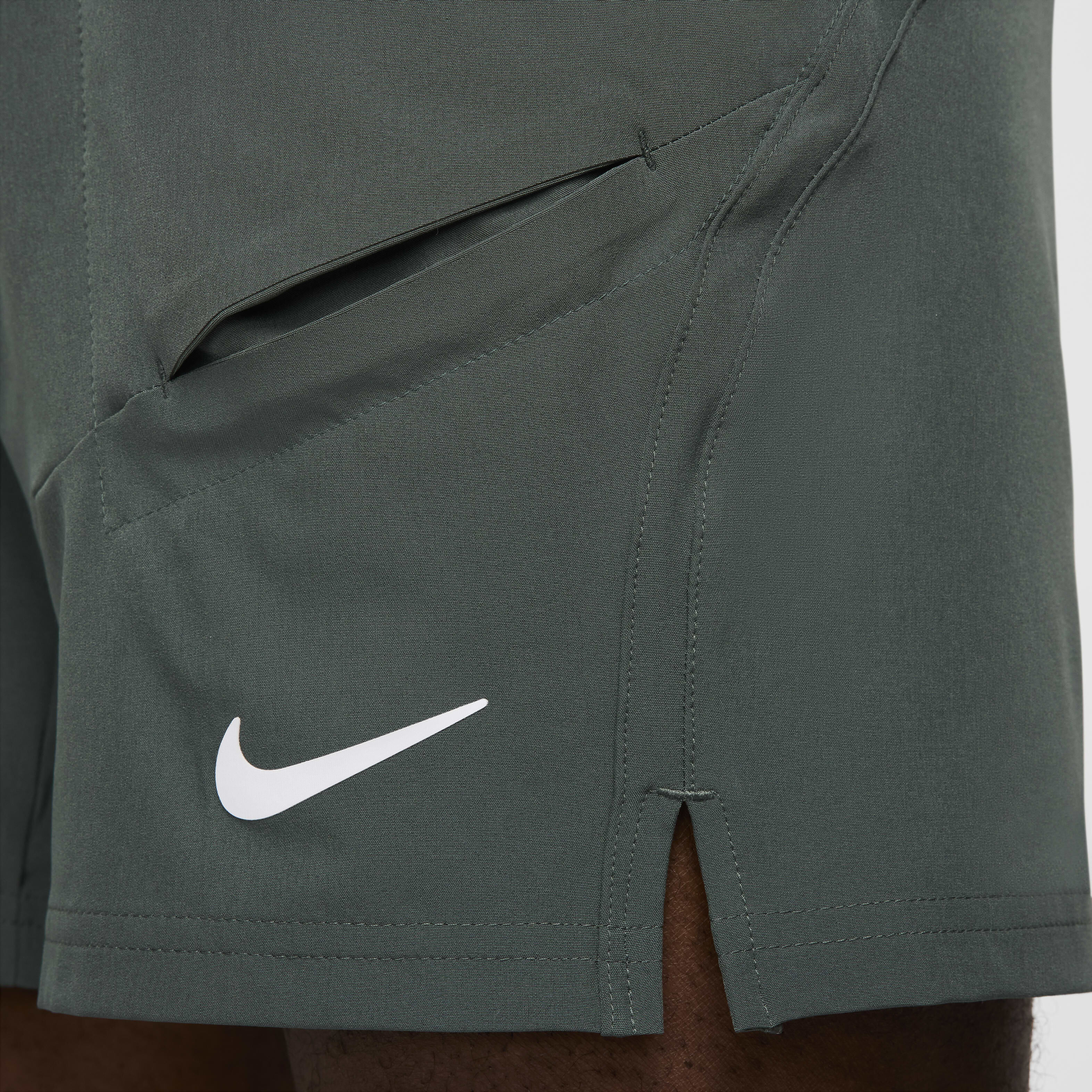 NikeCourt Advantage image number 5