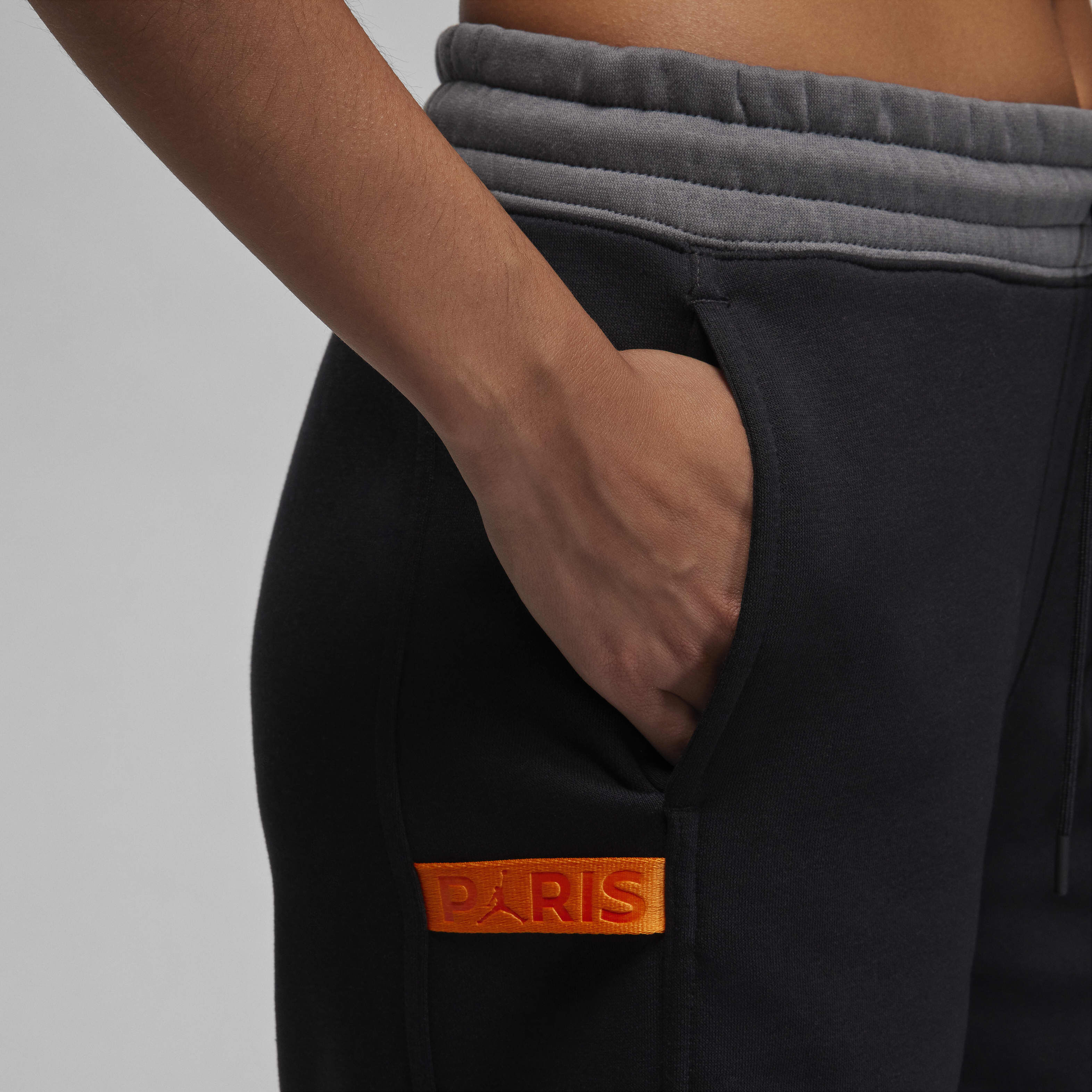 Paris Saint-Germain image number 3