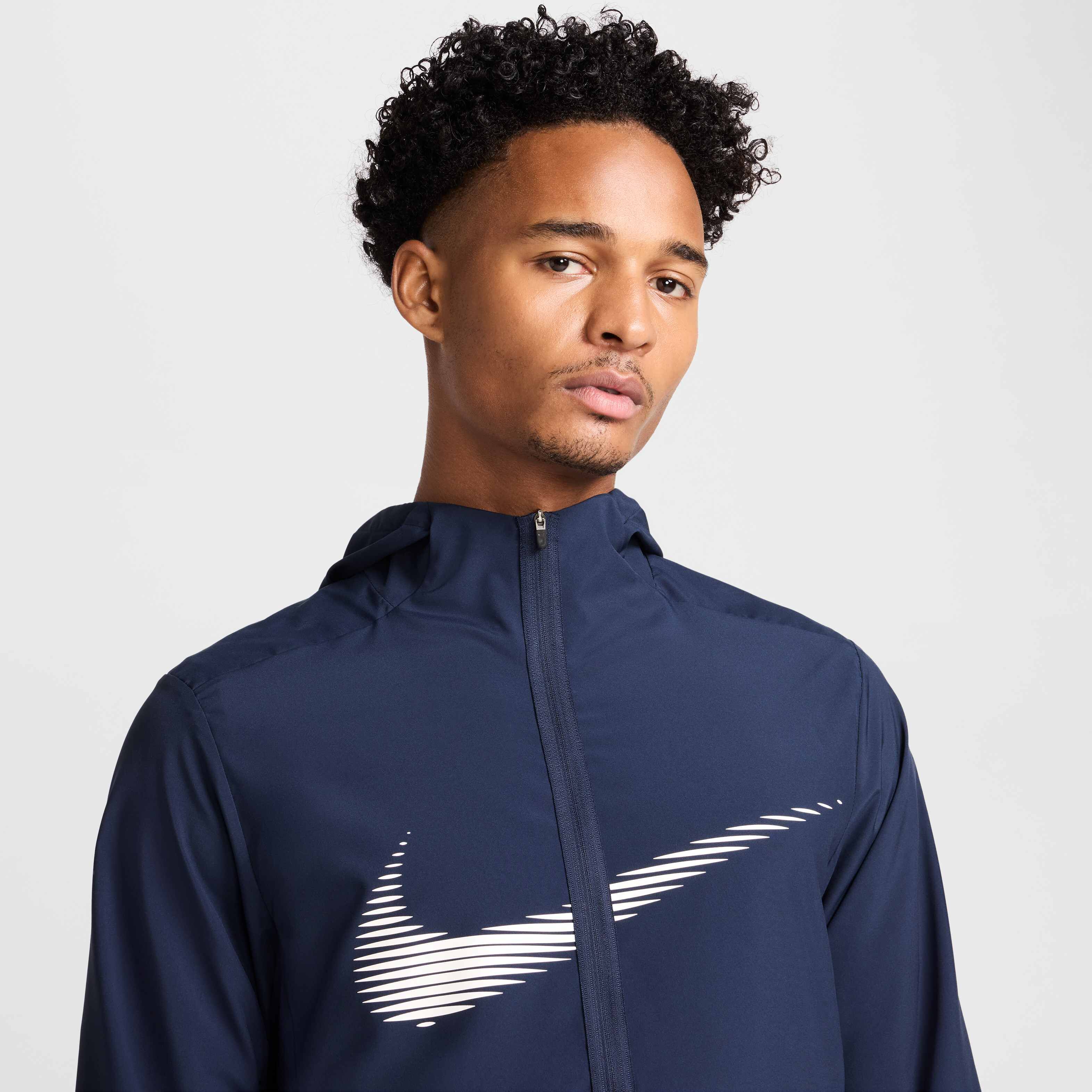 Nike Form image number 2