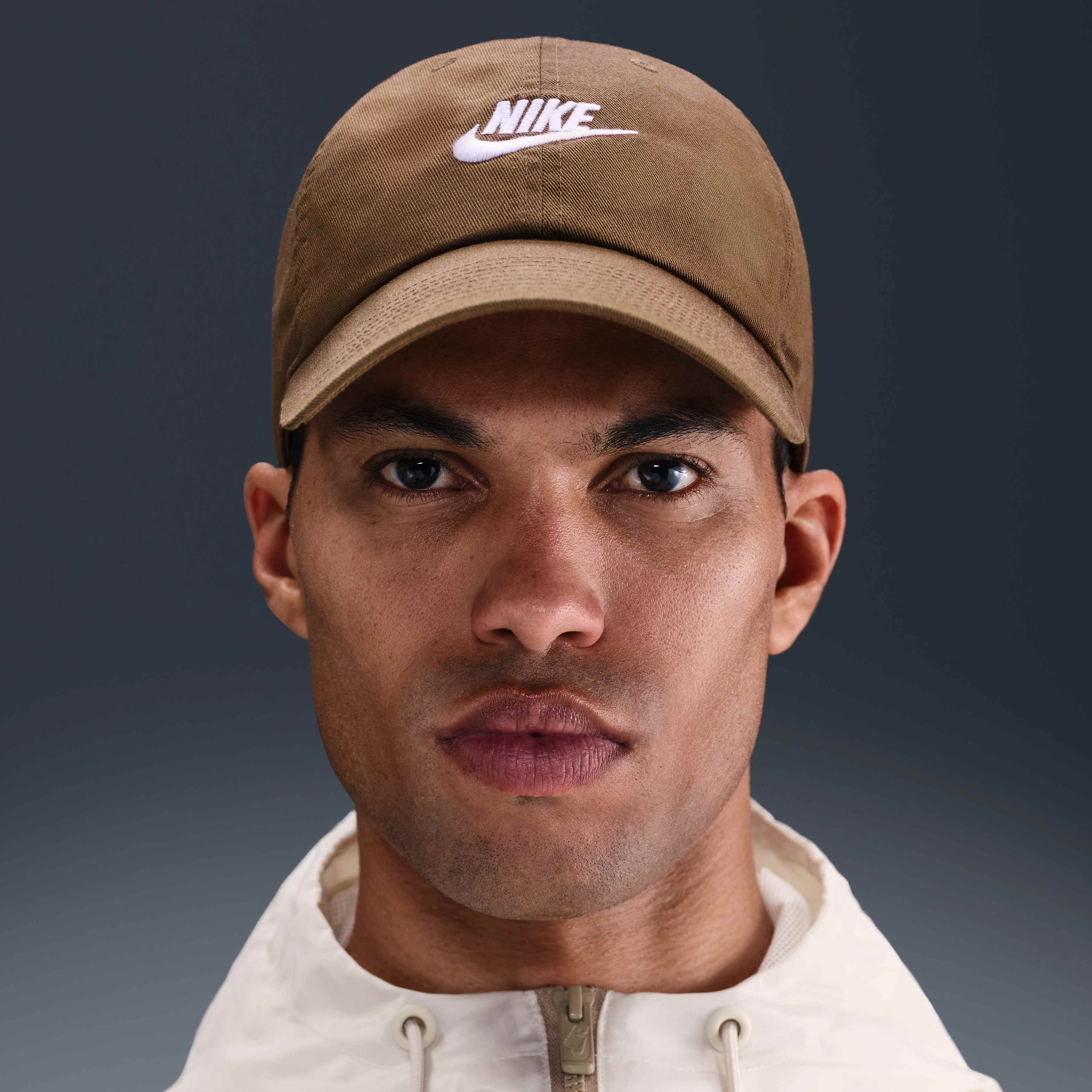 Nike Club image number 2