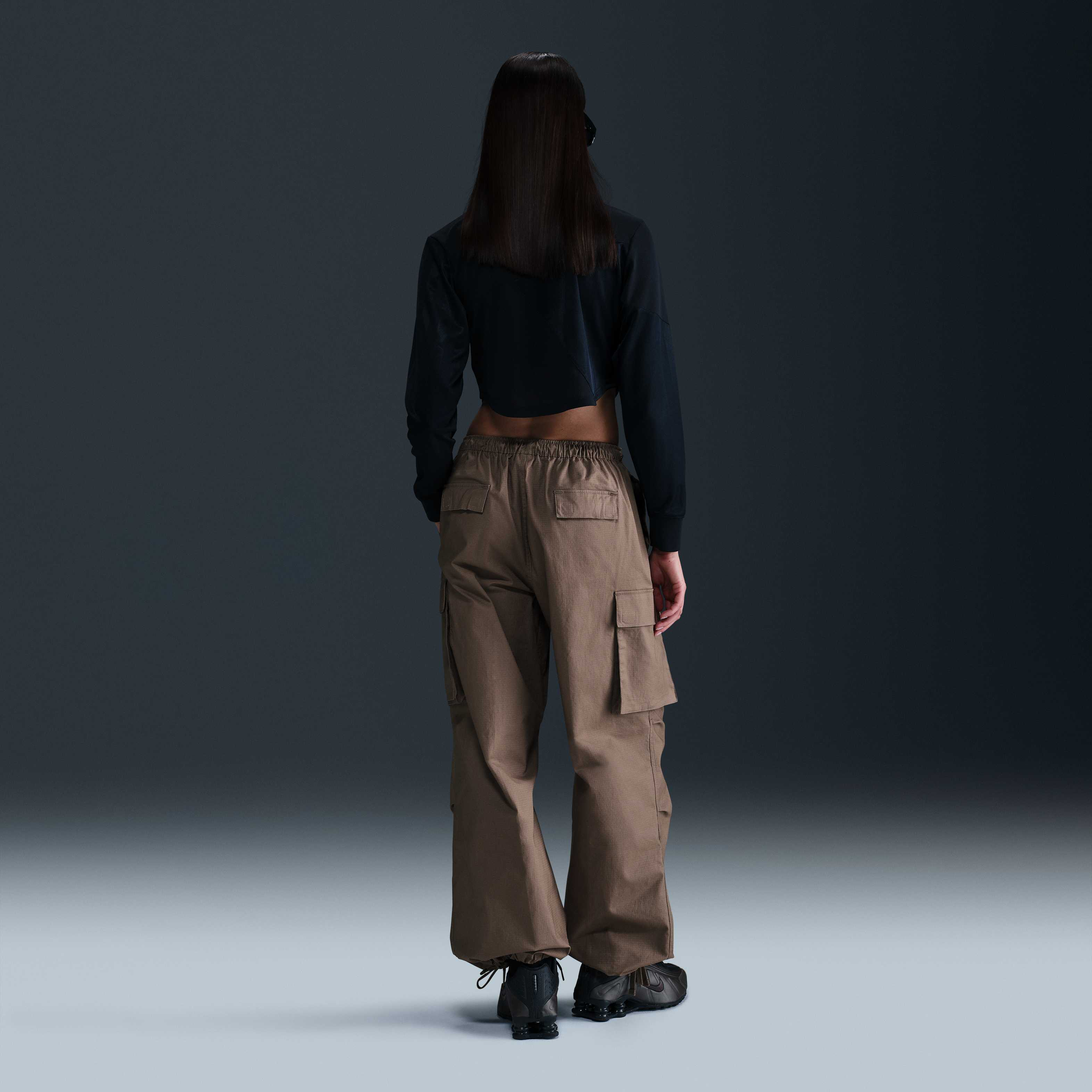 نايكي سبورتسوير ستريت image number 3