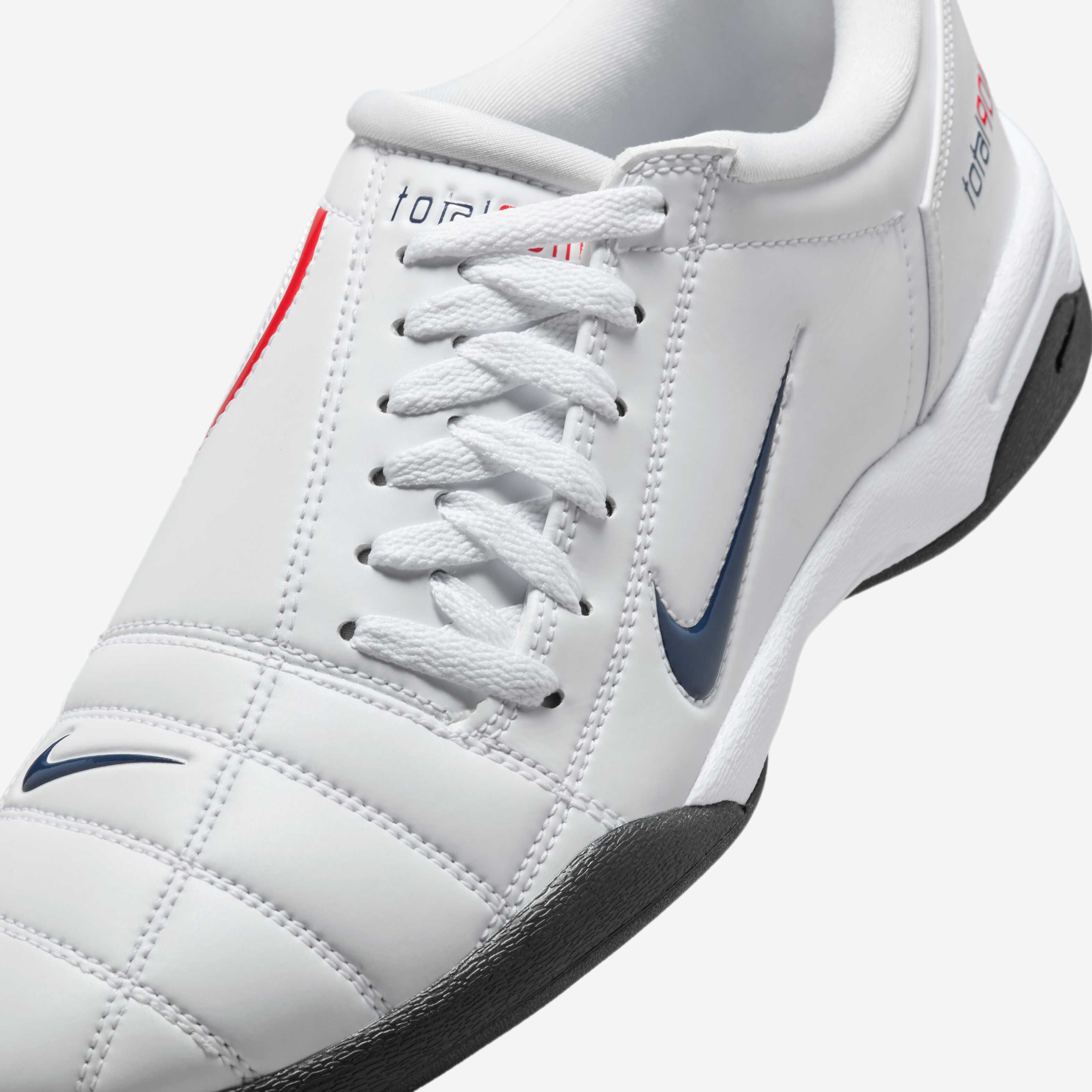 Nike Total 90 image number 6