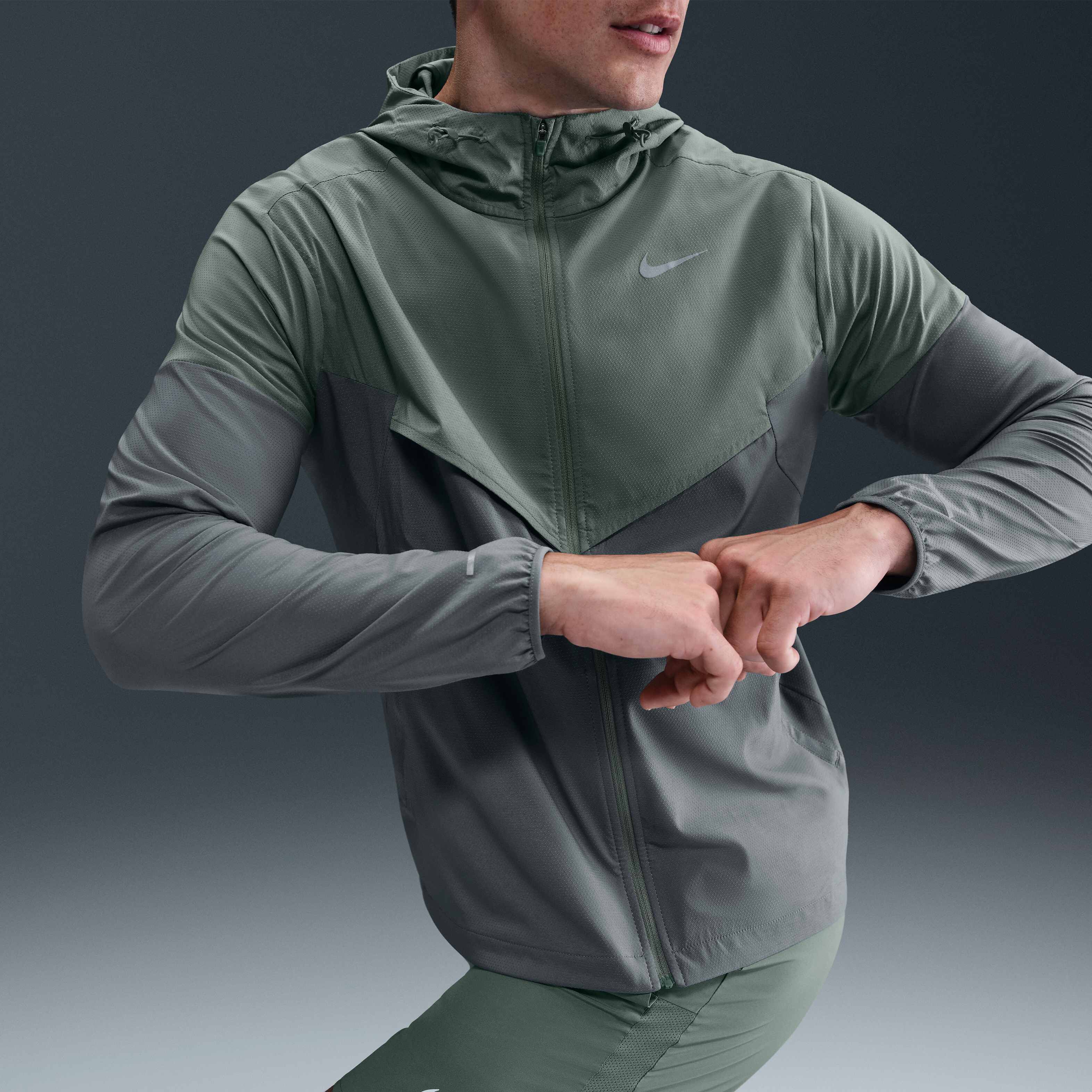 نايكي تشالنجر image number 4