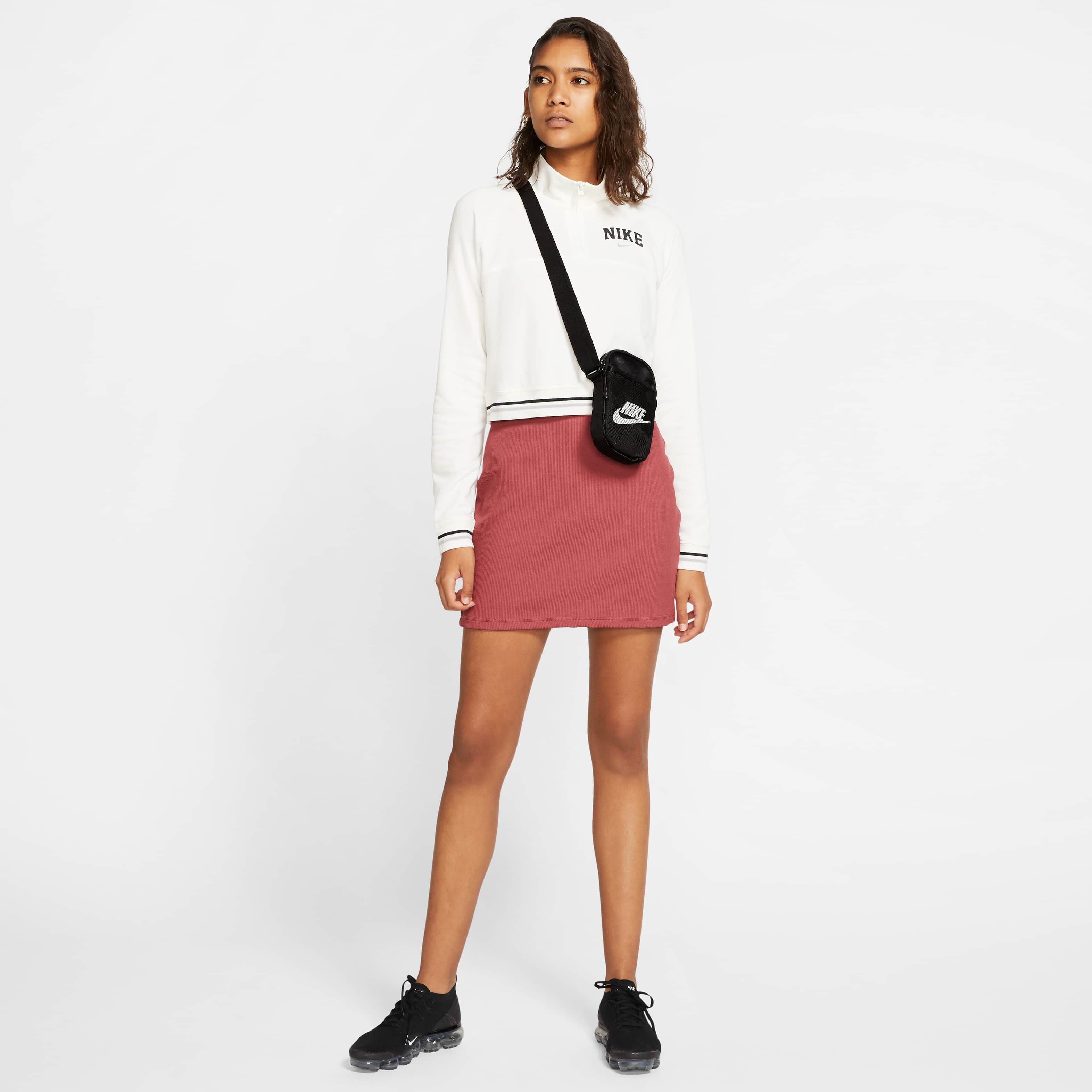 Nike Heritage image number 6