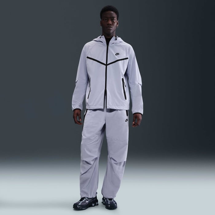 Nike Tech image number 3 Nike Tech image number 3