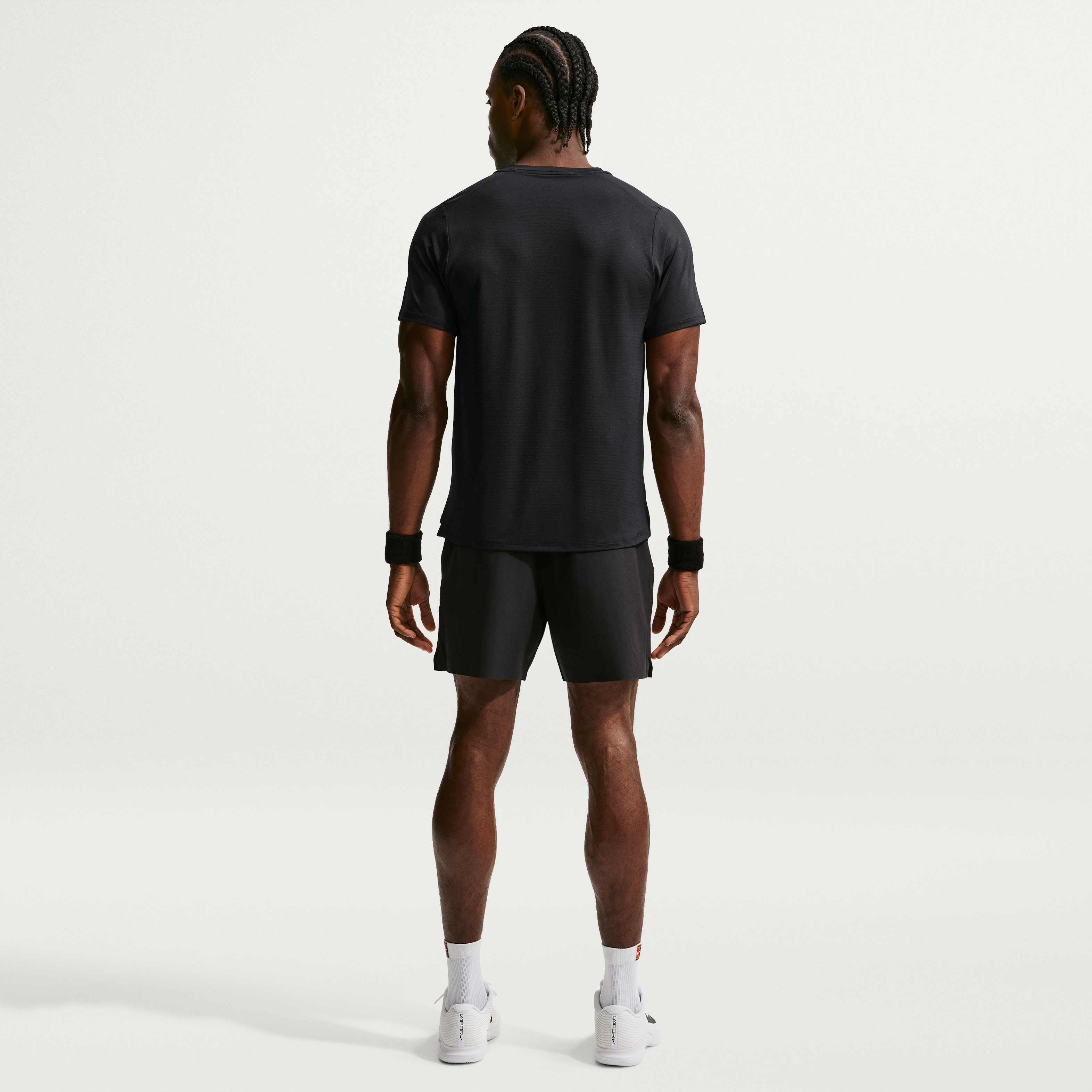 NikeCourt Advantage image number 4